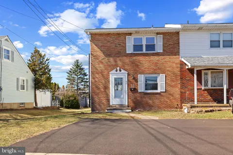 56 S 14th Street, Quakertown, PA 18951 - #: PABU2090220