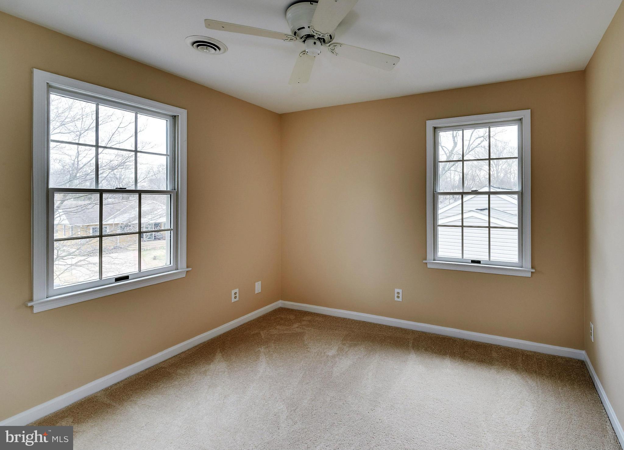 ROCKCREST - Residential