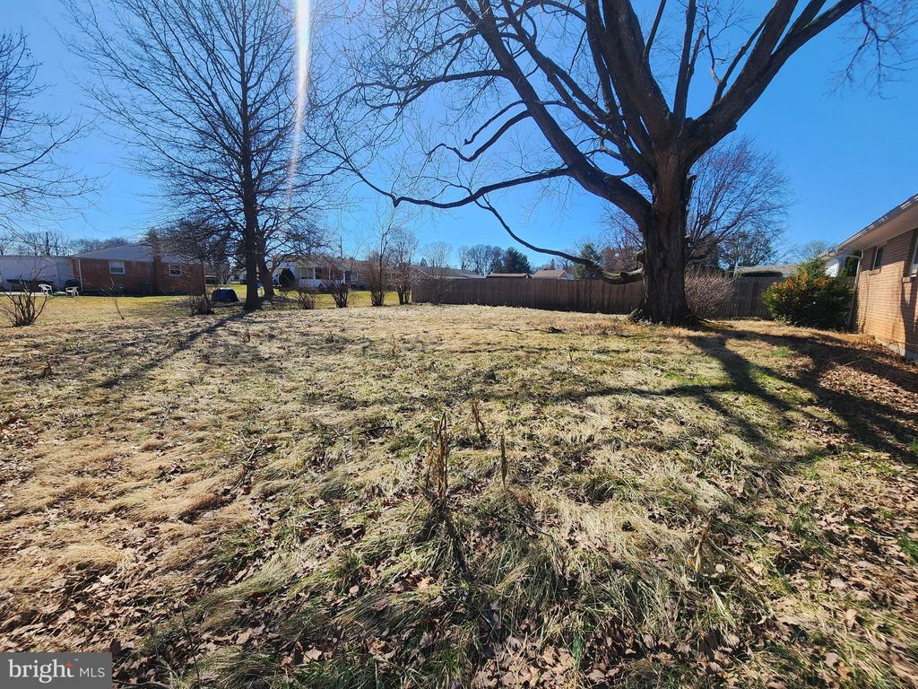 Photo of 1010 E Coover St, MECHANICSBURG, PA 17055 (MLS # PACB2051422)