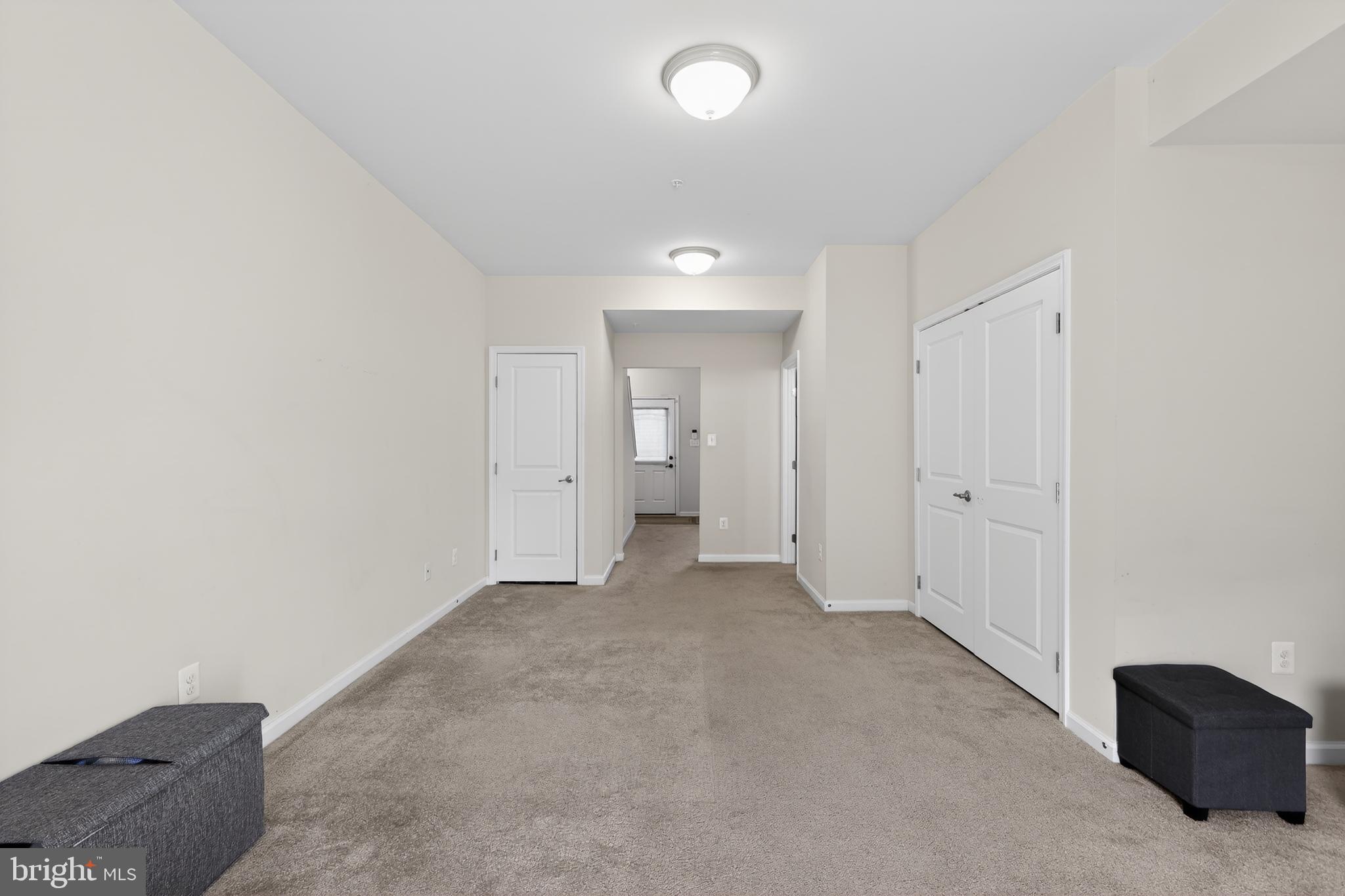 CREEKSIDE VILLAGE - Residential