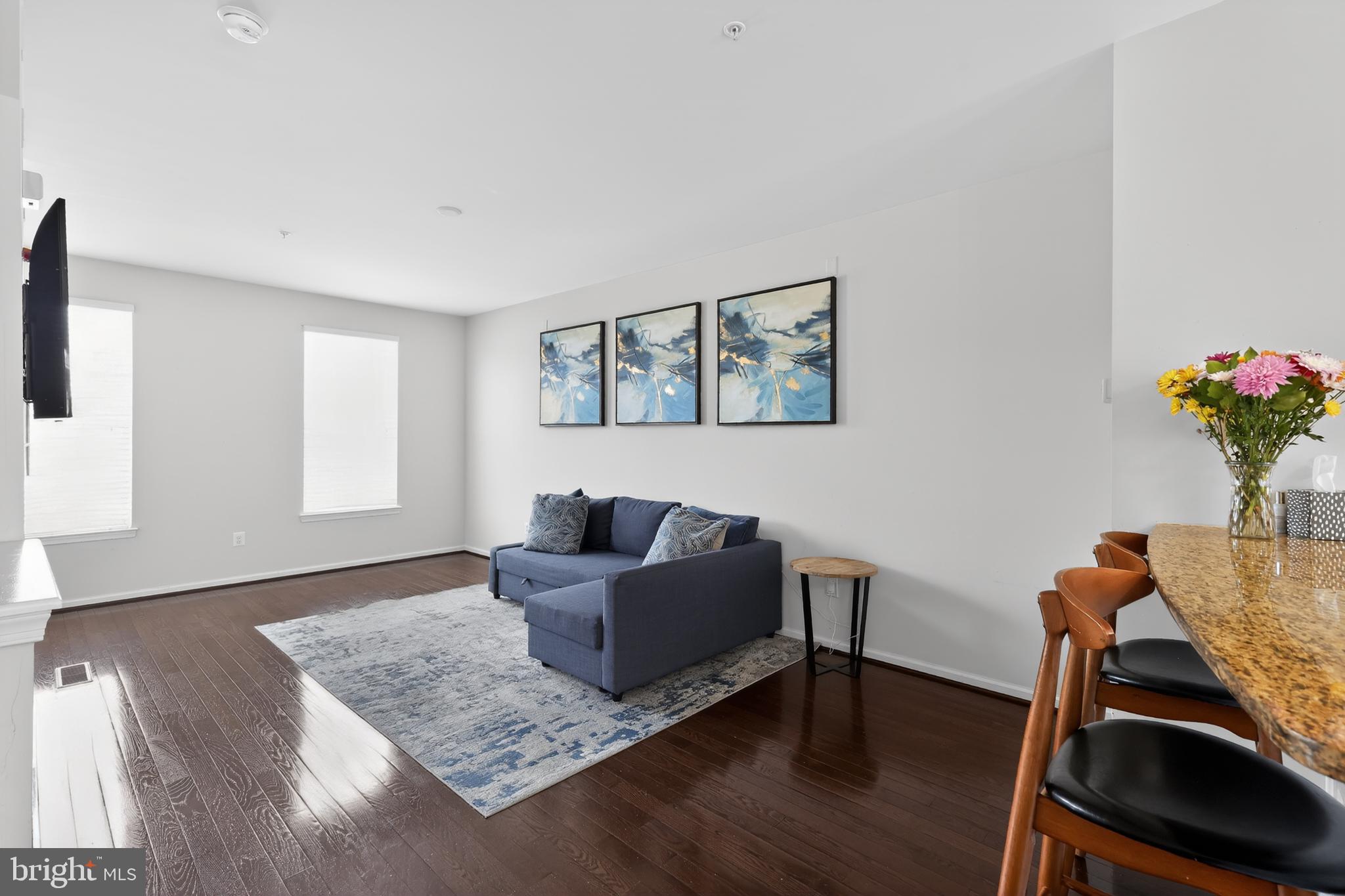 CREEKSIDE VILLAGE - Residential