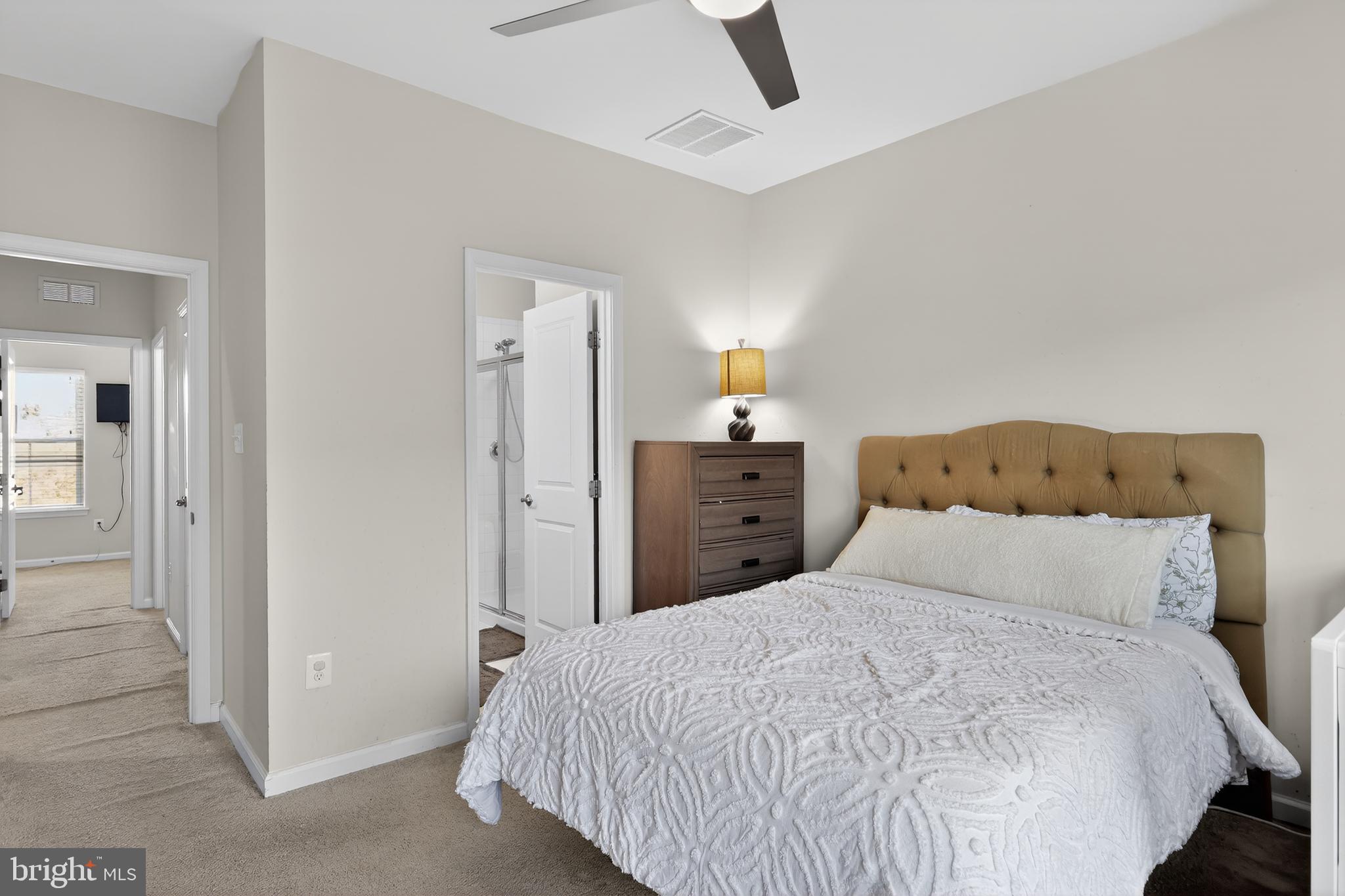 CREEKSIDE VILLAGE - Residential