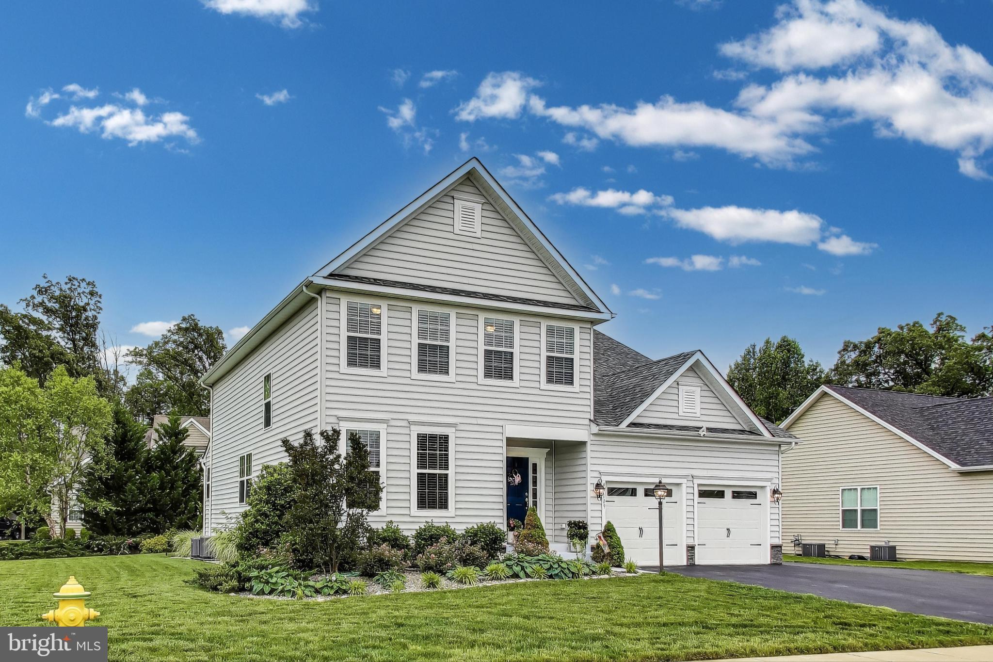 THE WOODS AT MYRTLE POINT - Residential