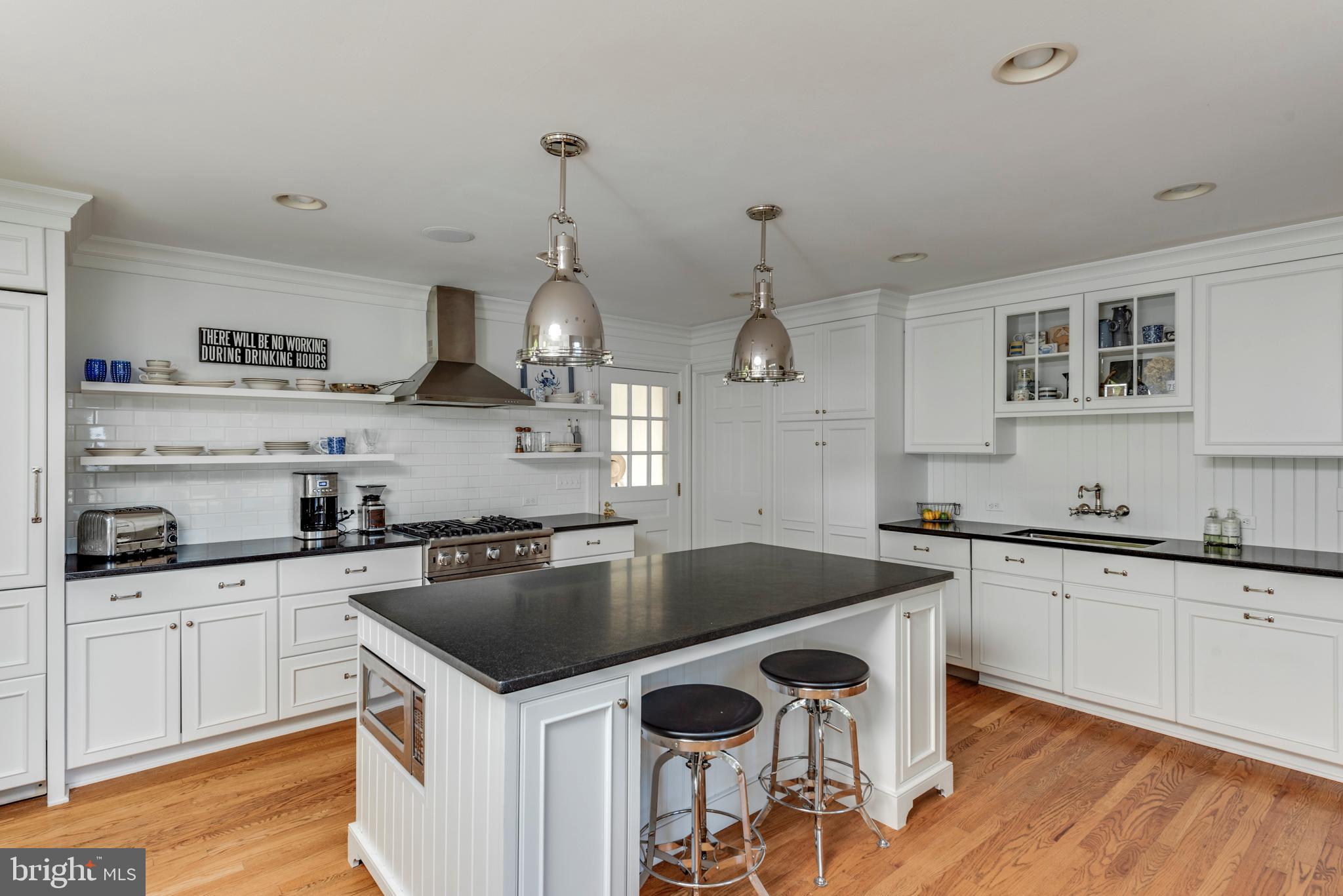 ARBUTUS BANKS - Residential