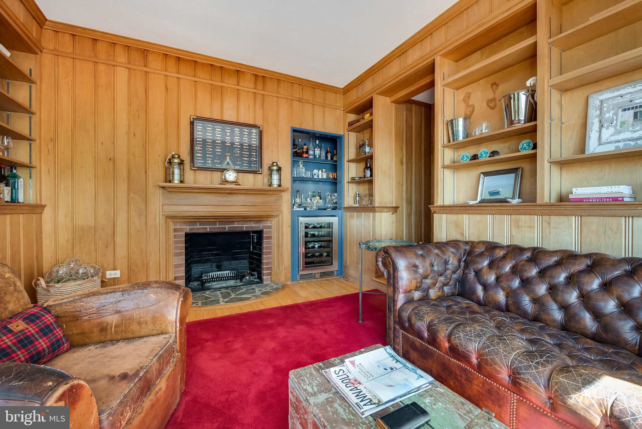 ARBUTUS BANKS - Residential