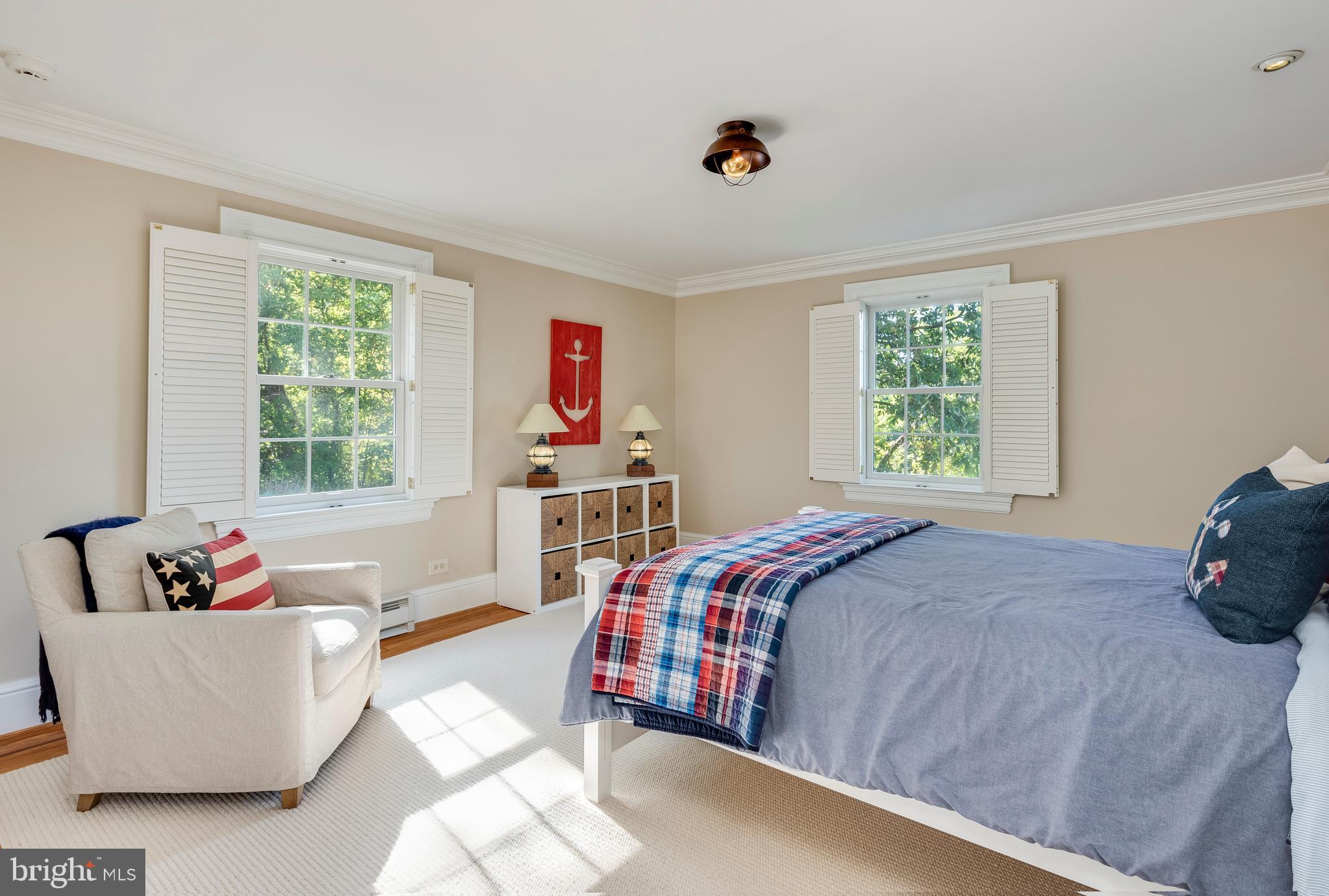 ARBUTUS BANKS - Residential