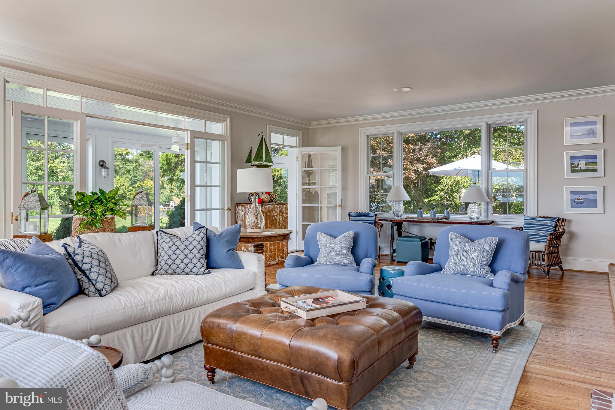 ARBUTUS BANKS - Residential