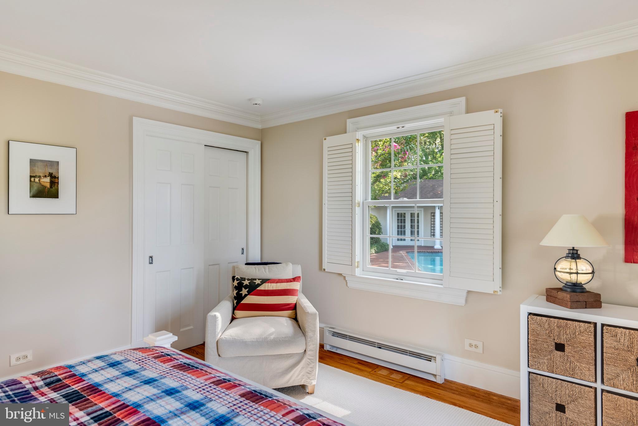 ARBUTUS BANKS - Residential