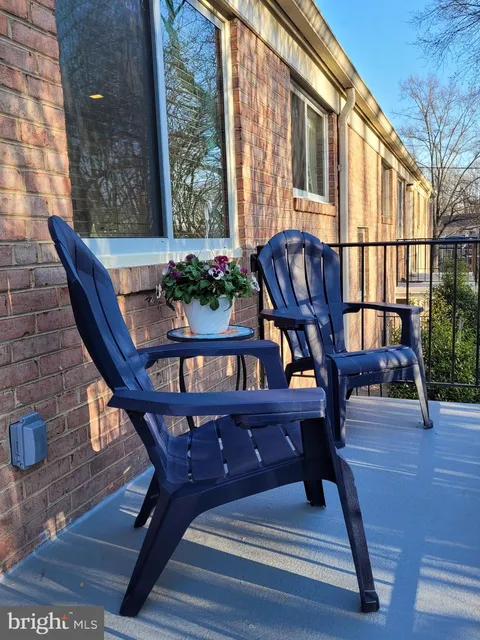 10607 Kenilworth Avenue Unit 201, Bethesda, MD MLS: MDMC2170118