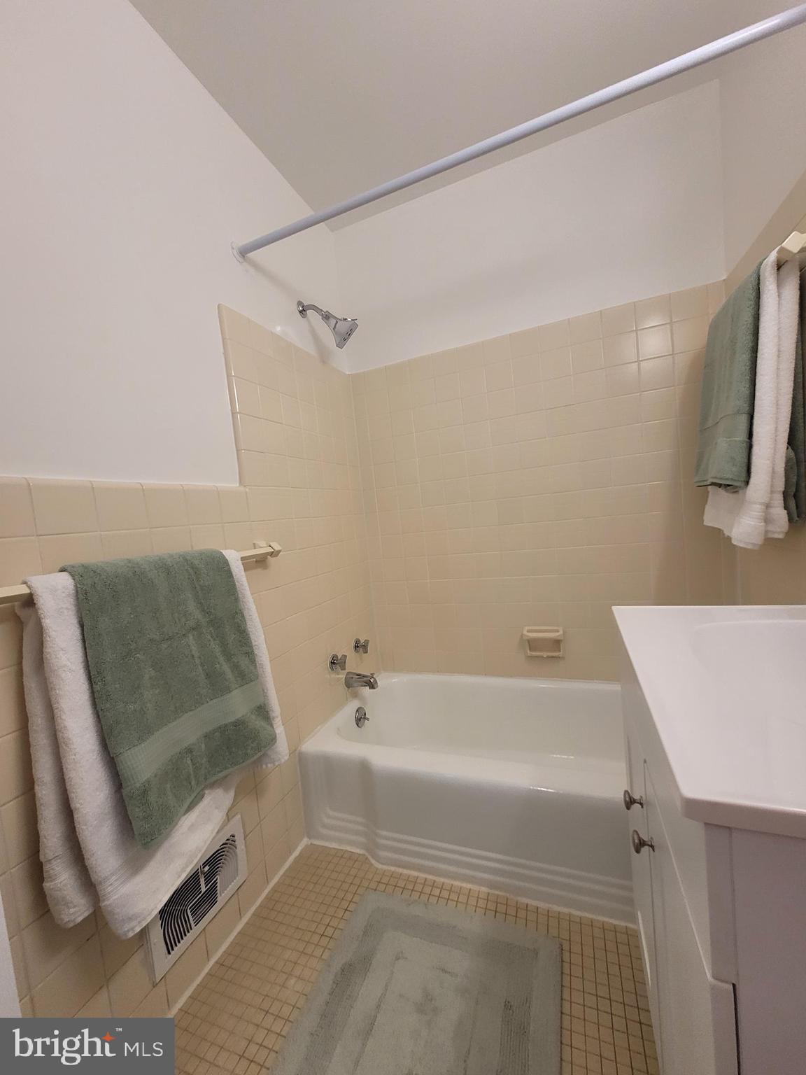 PARKSIDE CONDOMINIUMS - Residential