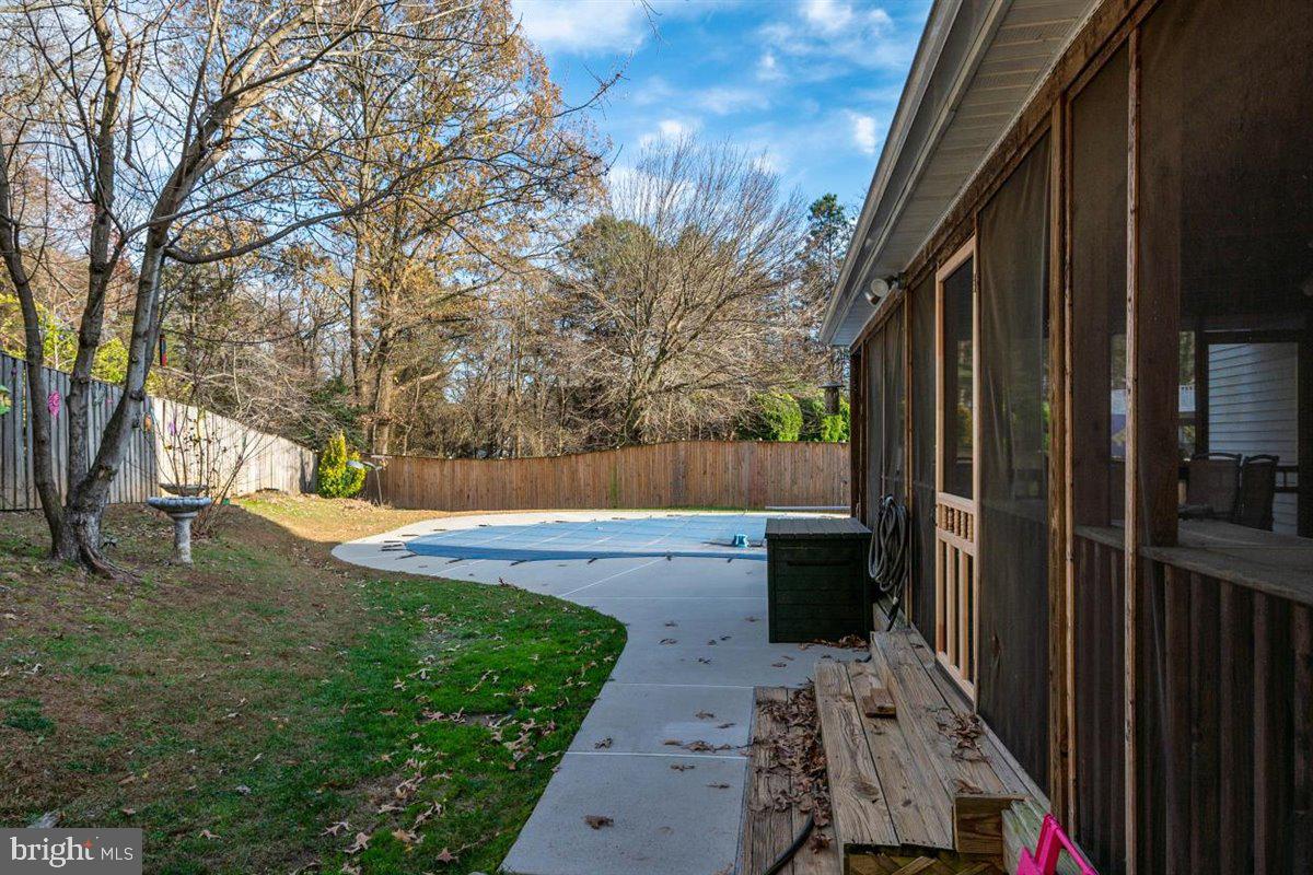 DELMONT STATION - Residential