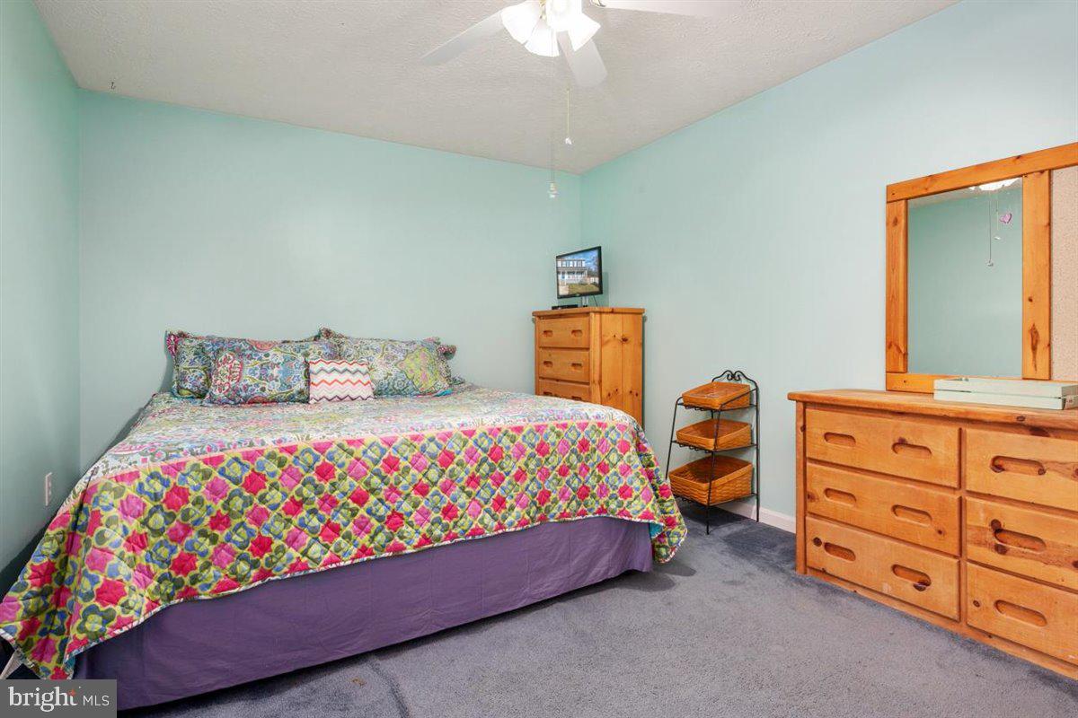 DELMONT STATION - Residential