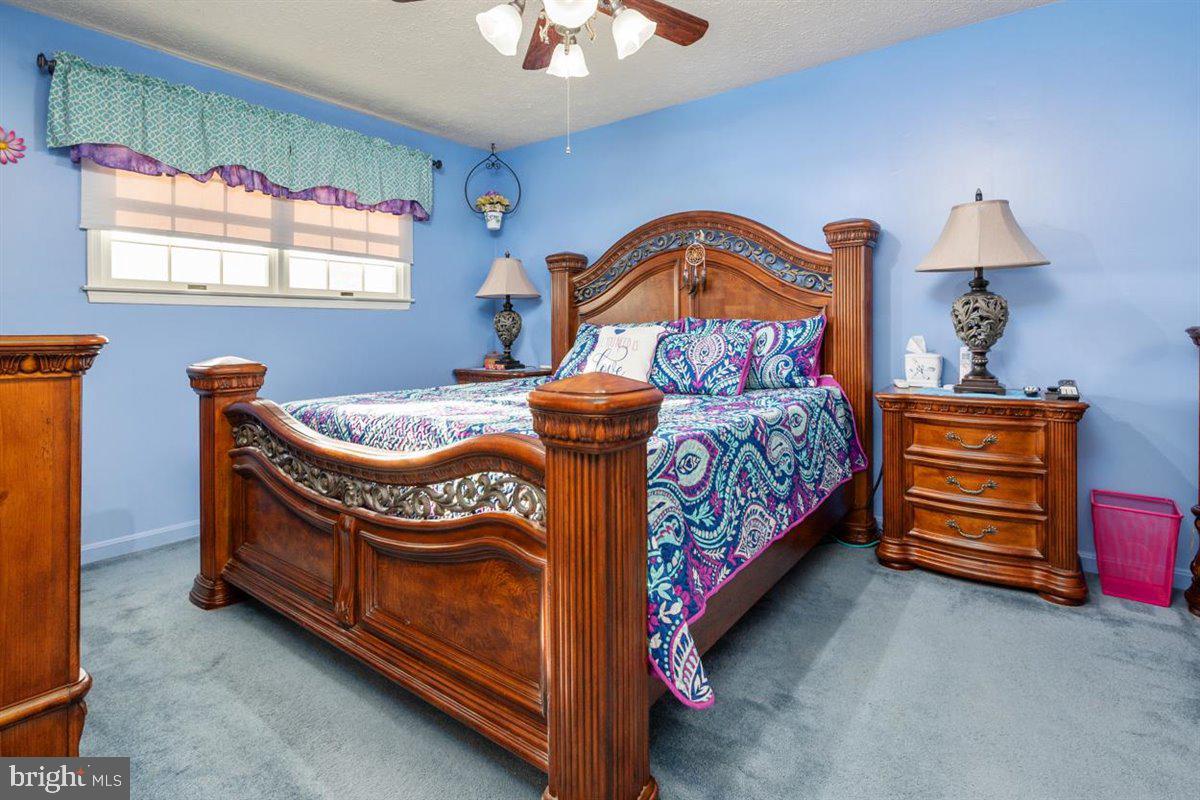 DELMONT STATION - Residential