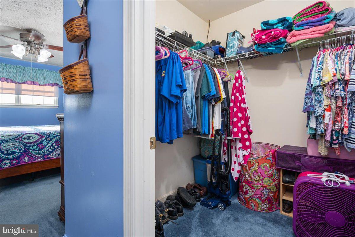 DELMONT STATION - Residential