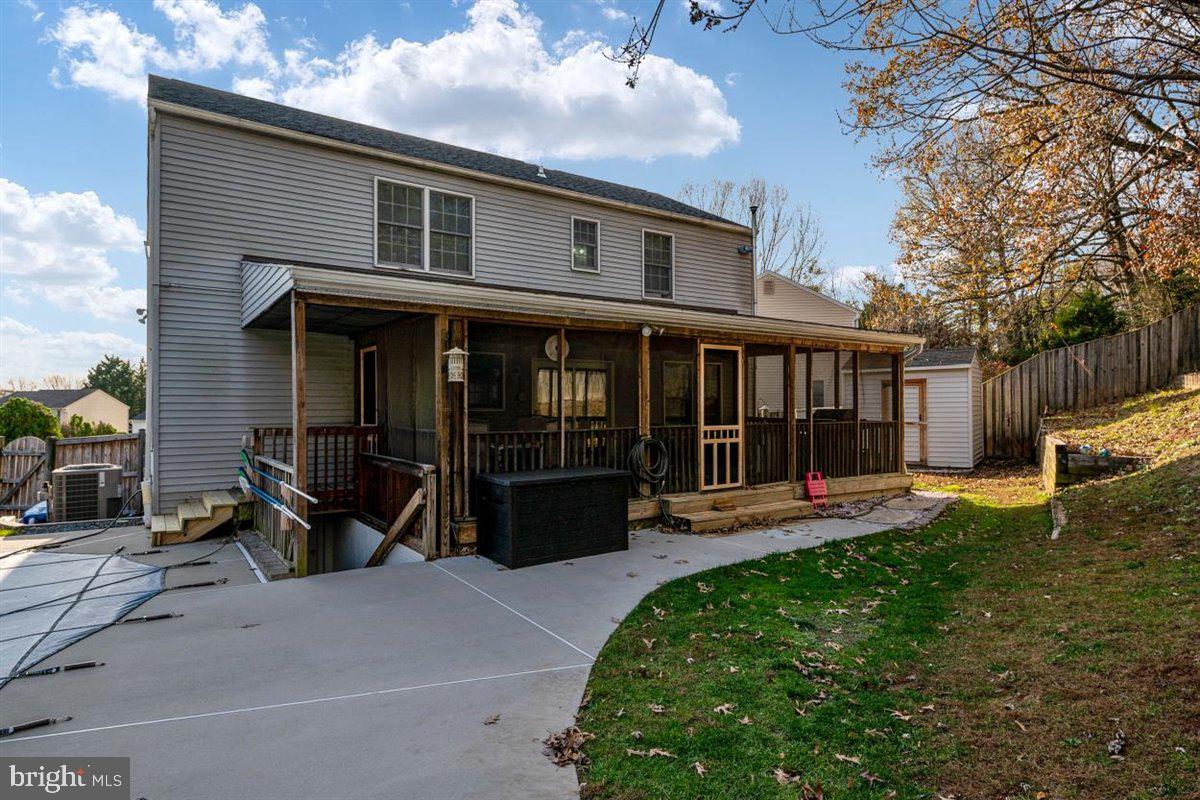 DELMONT STATION - Residential