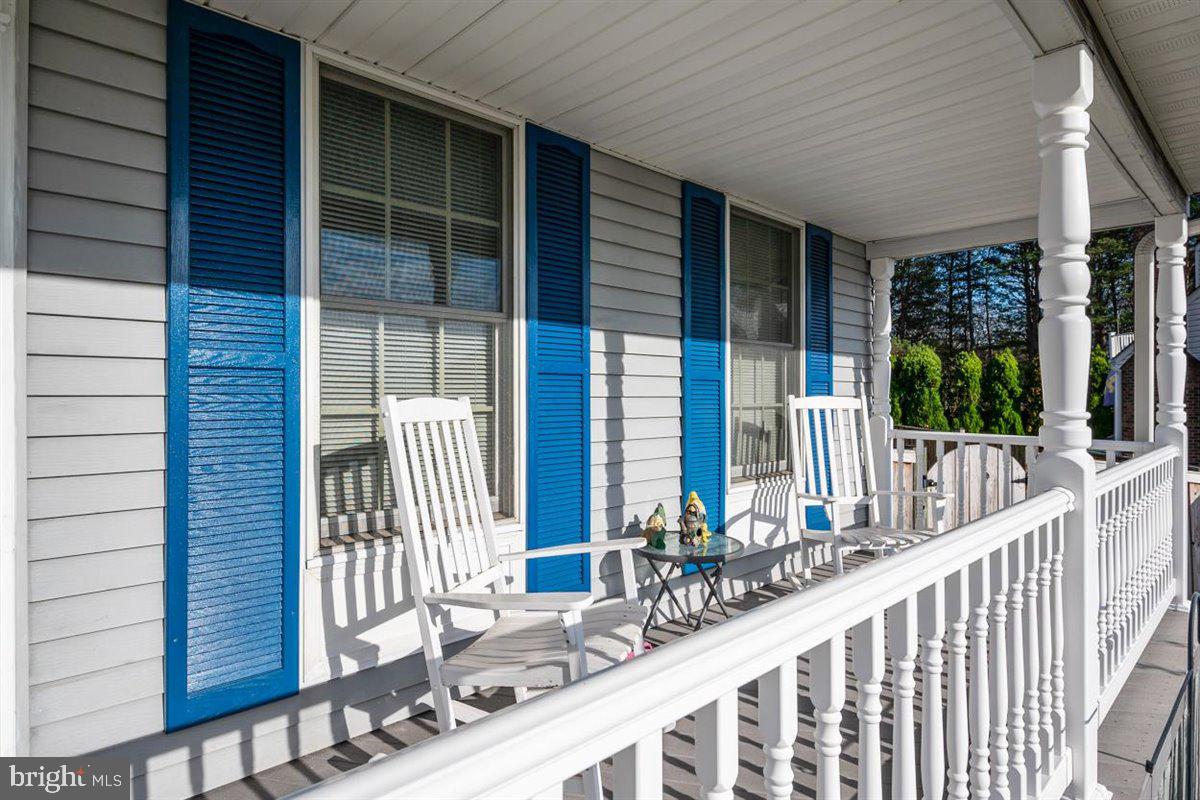 DELMONT STATION - Residential