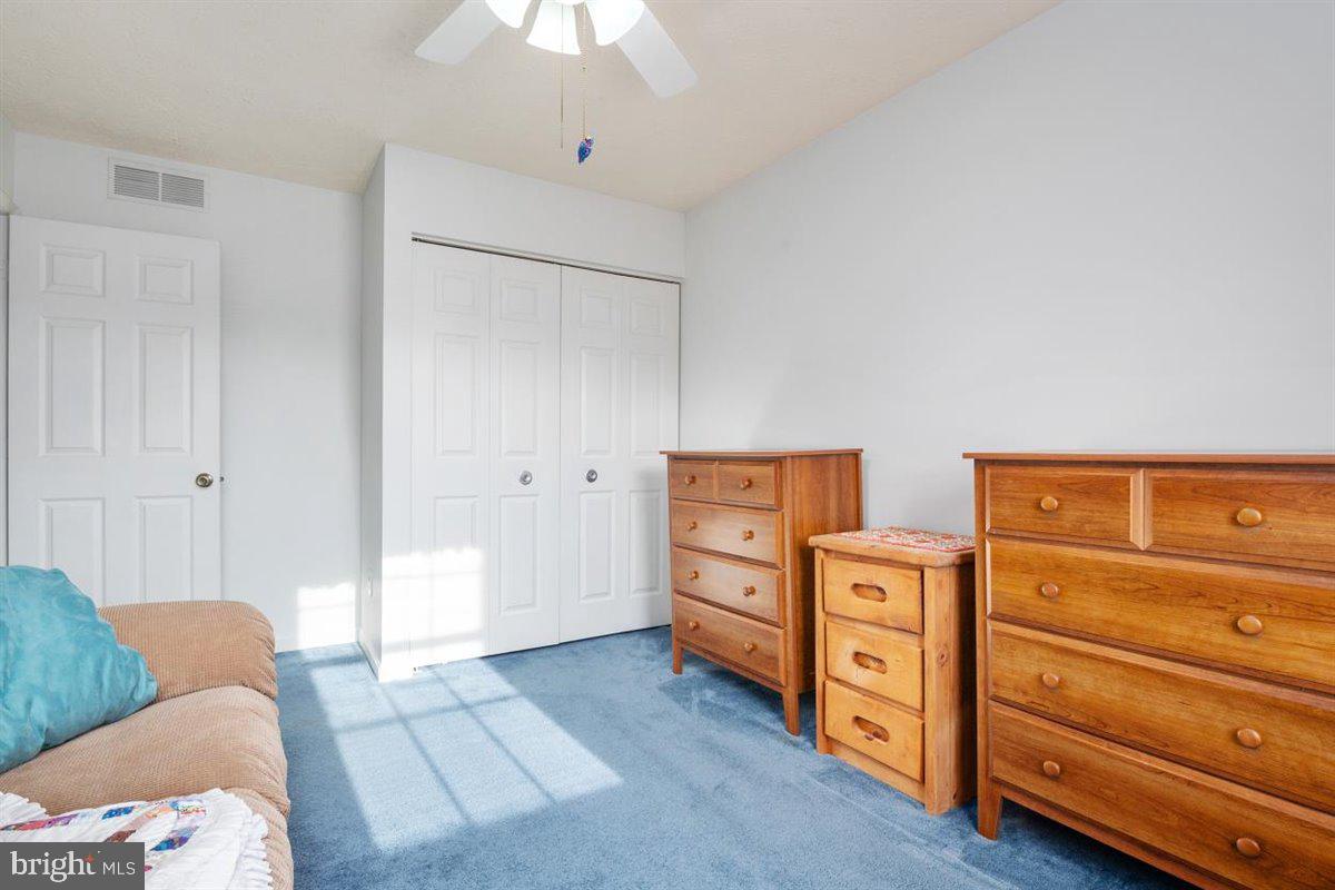 DELMONT STATION - Residential