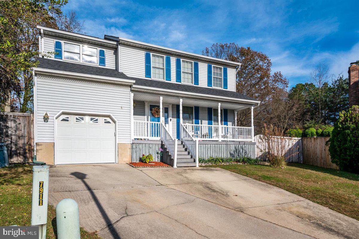 DELMONT STATION - Residential