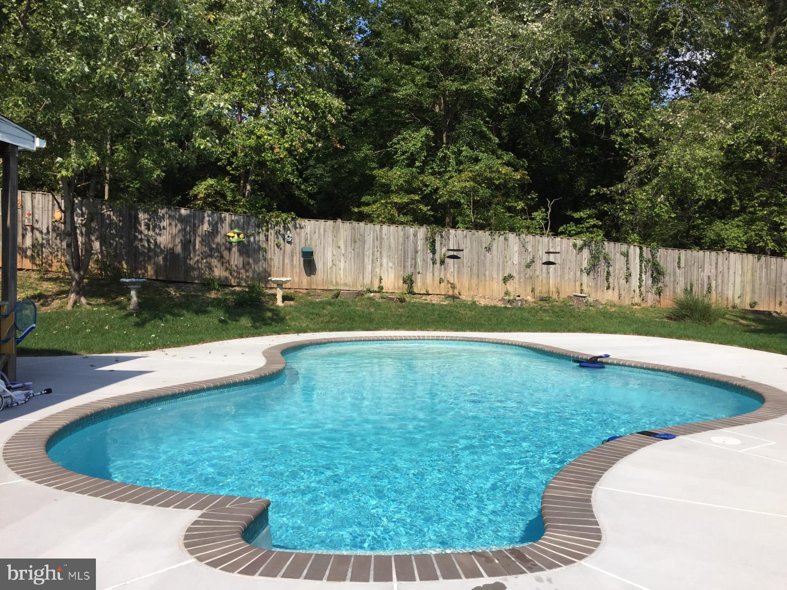 DELMONT STATION - Residential