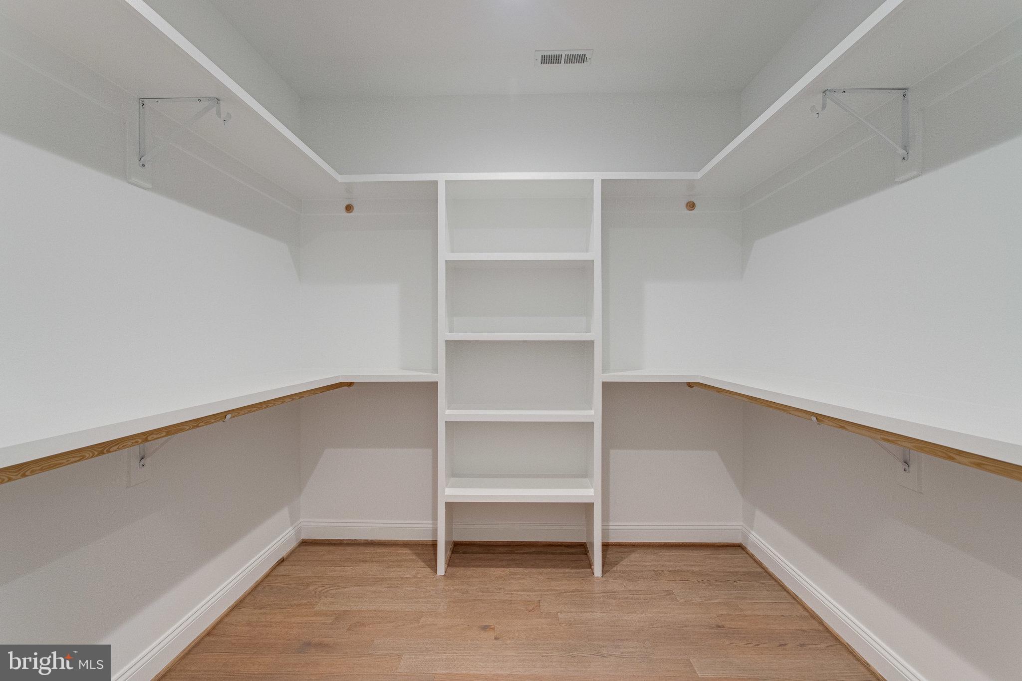 LYON PARK - Residential