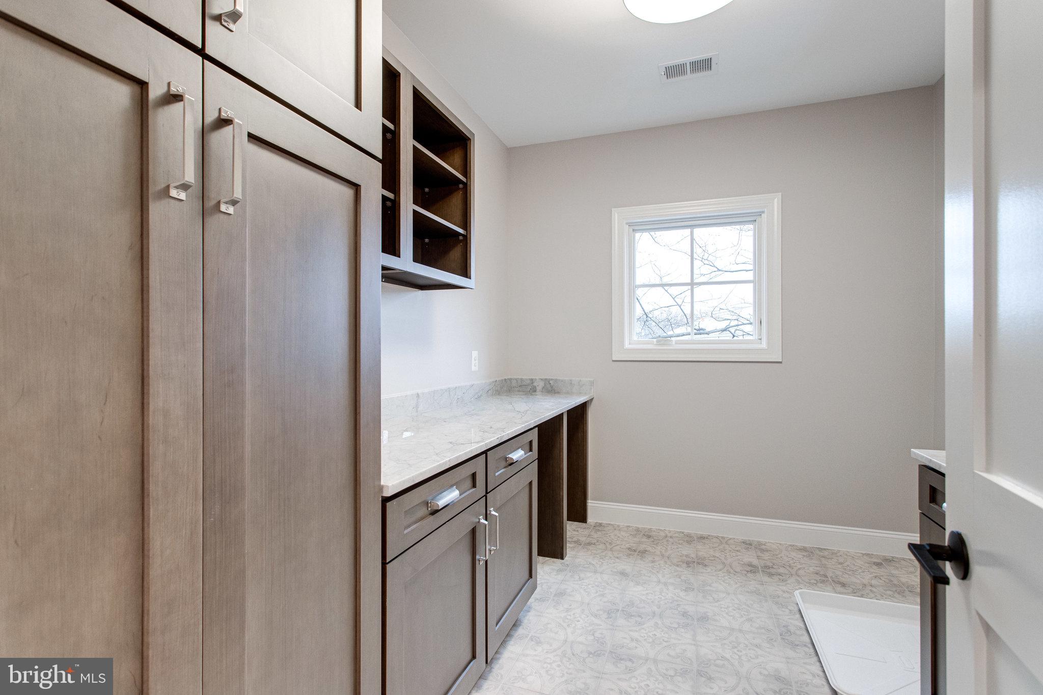 LYON PARK - Residential