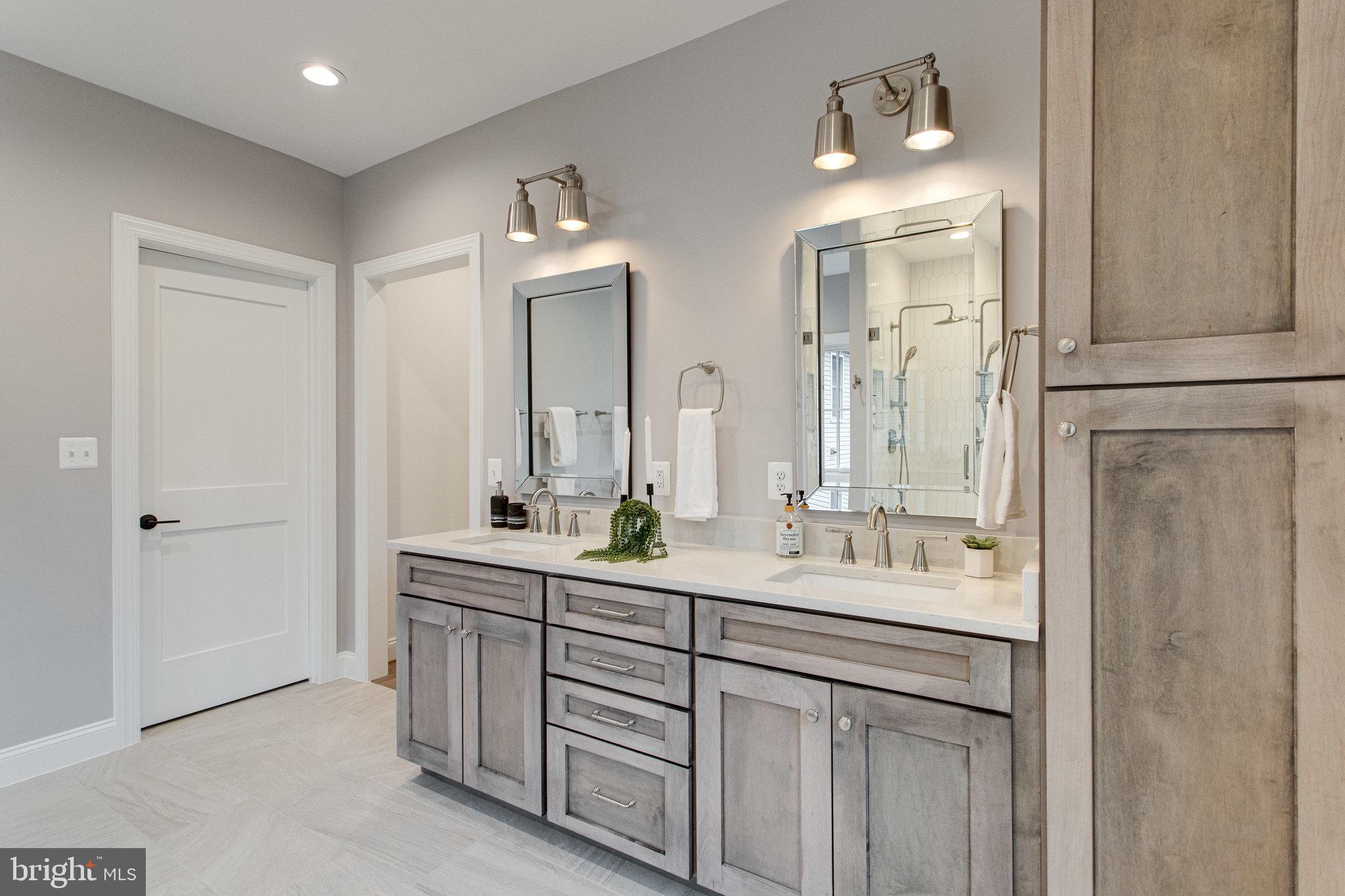 LYON PARK - Residential