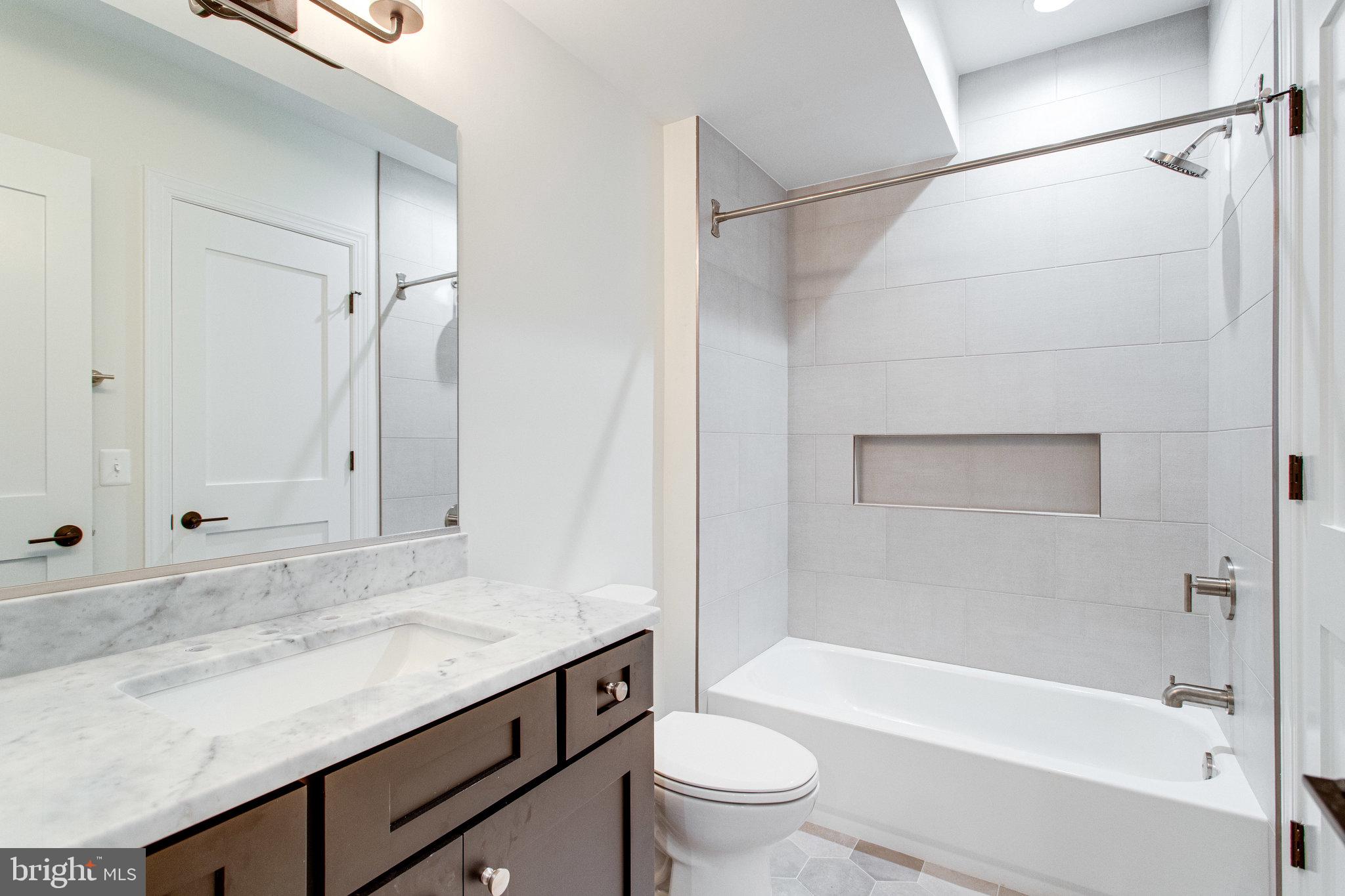 LYON PARK - Residential