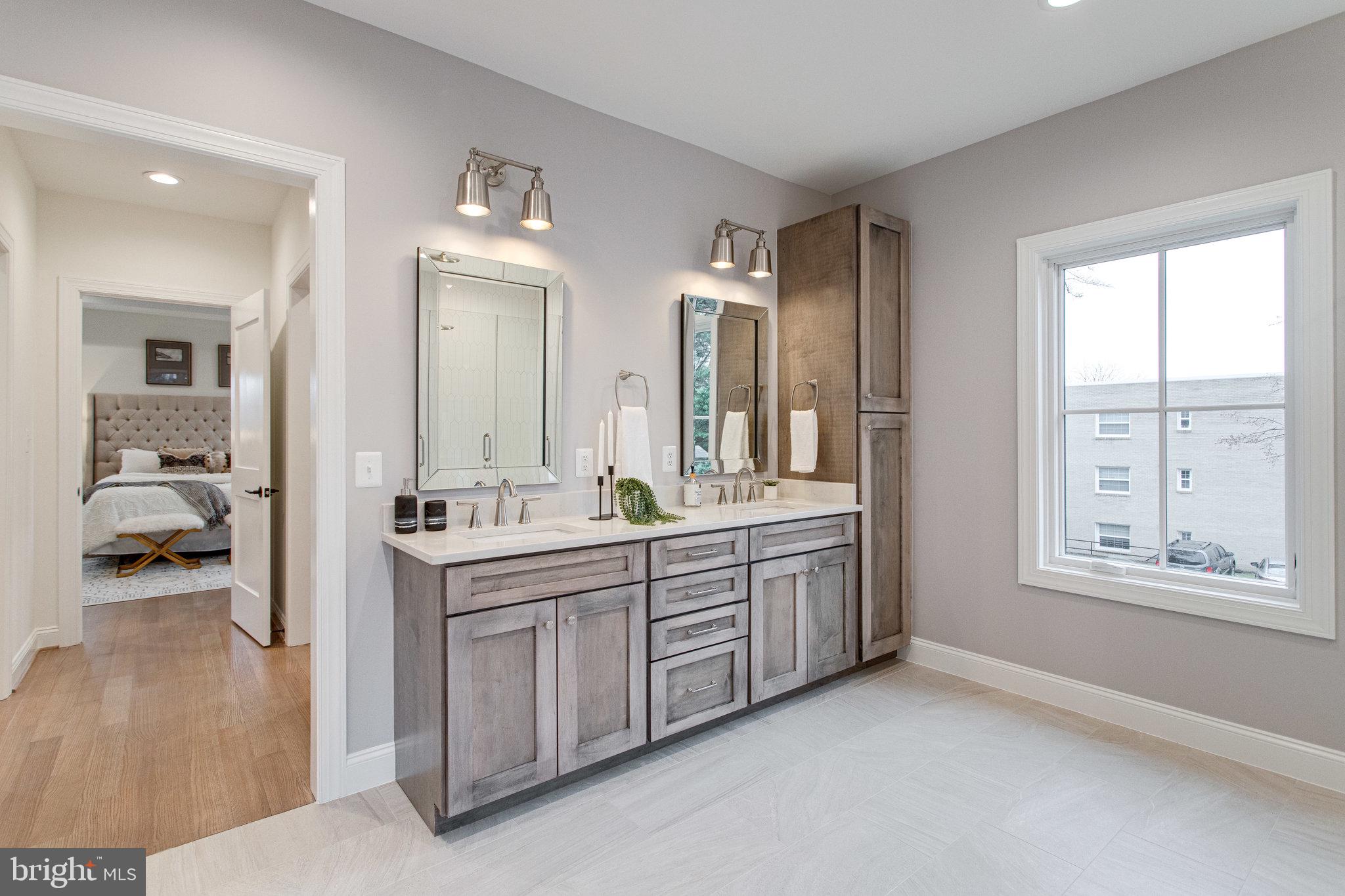 LYON PARK - Residential