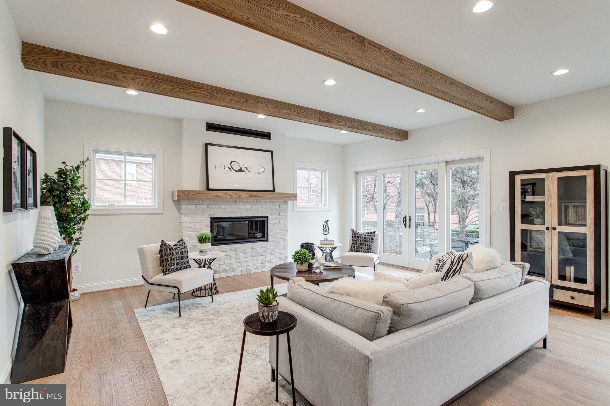 LYON PARK - Residential