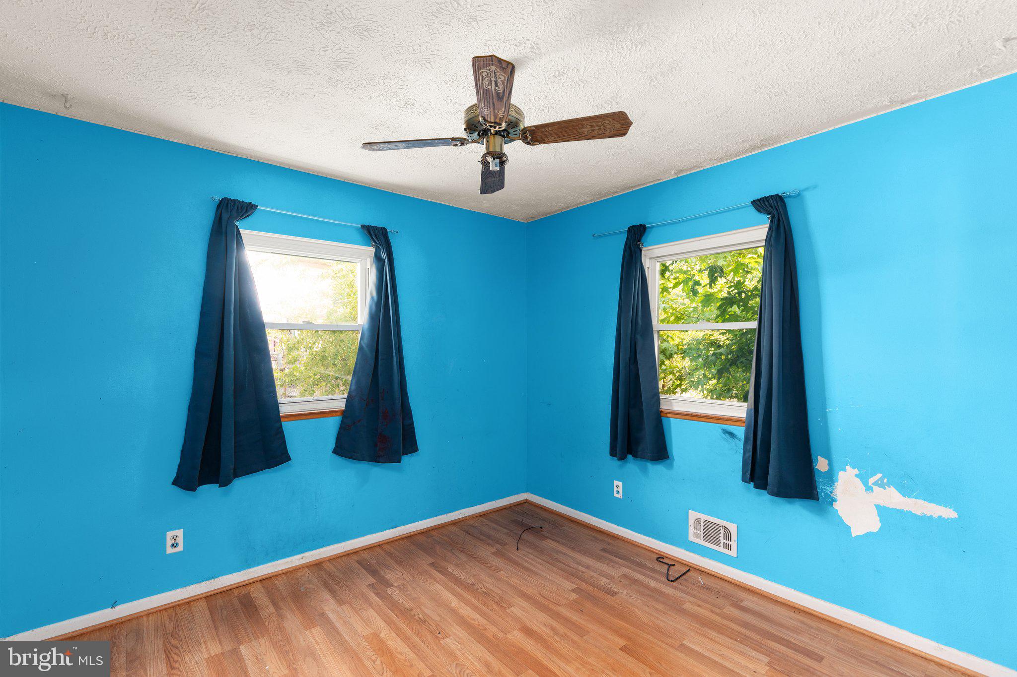 BOWLEYS QUARTERS - Residential