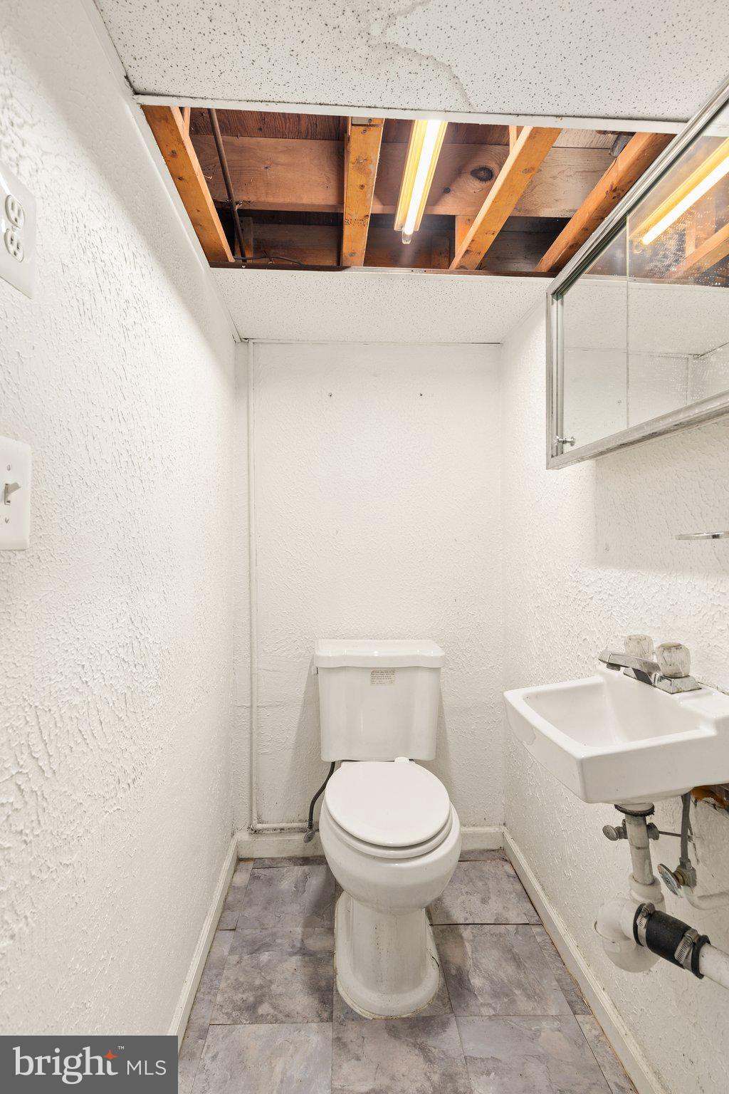 BOWLEYS QUARTERS - Residential