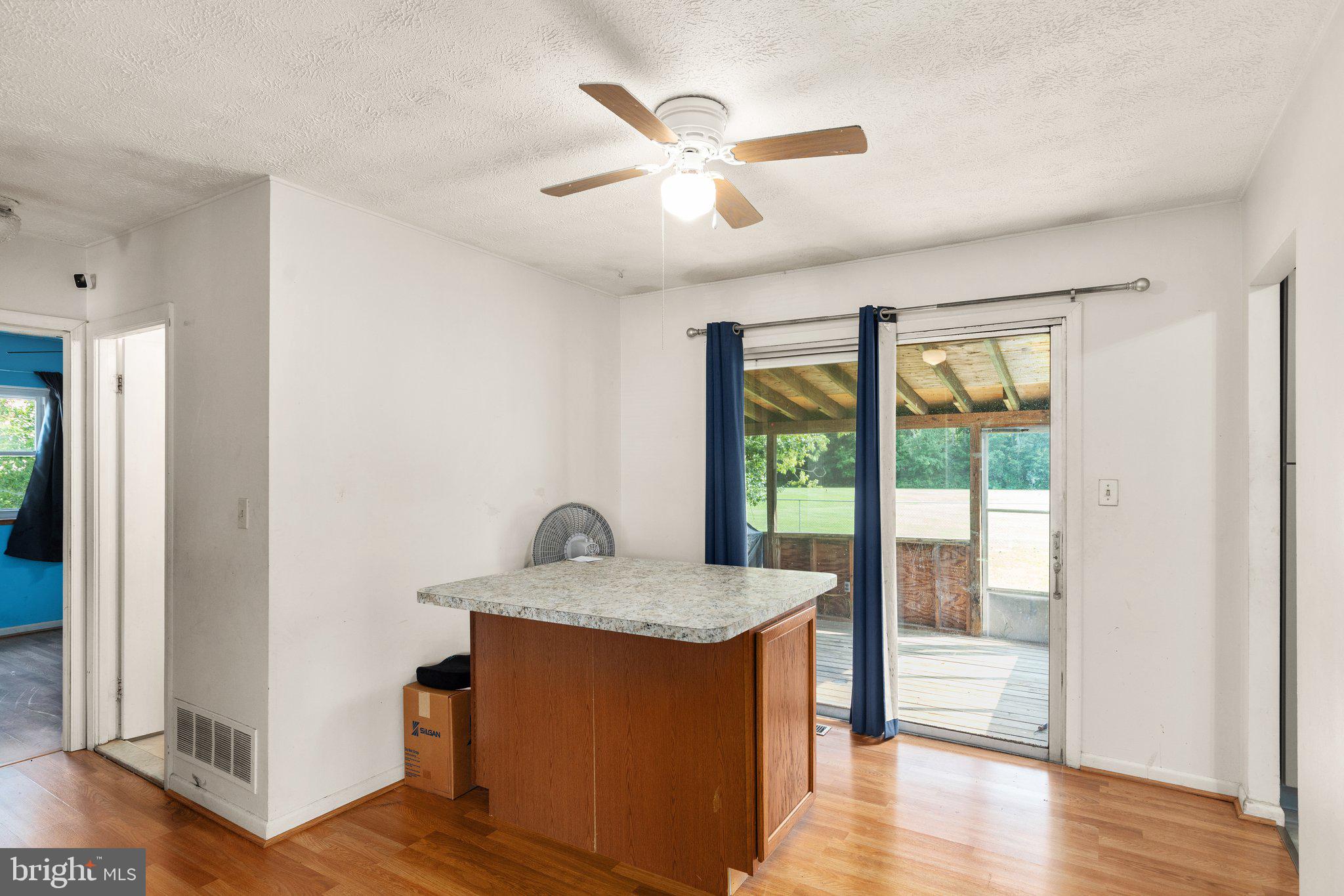 BOWLEYS QUARTERS - Residential