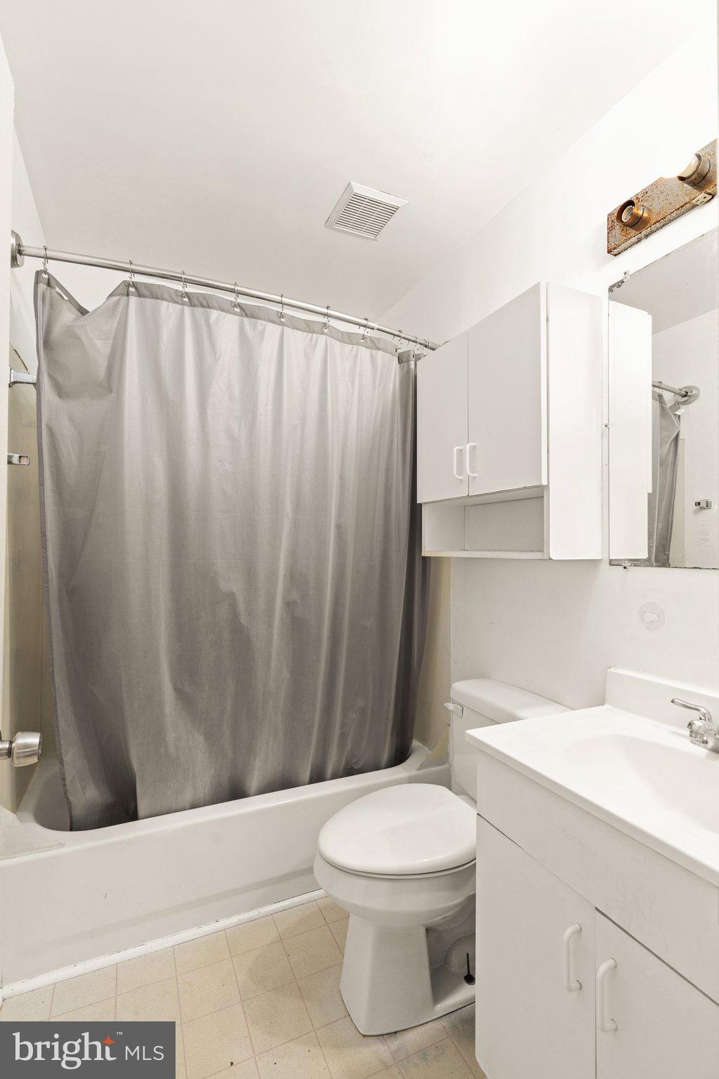 BOWLEYS QUARTERS - Residential