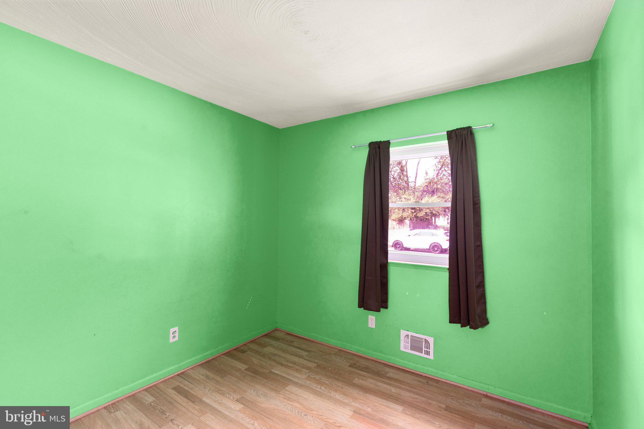 BOWLEYS QUARTERS - Residential