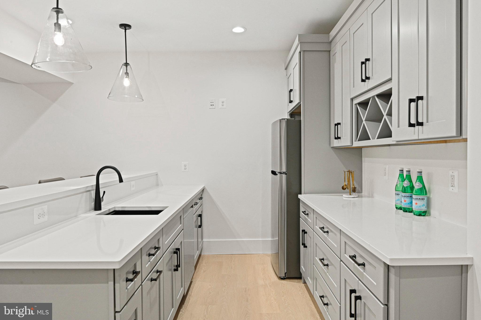 FAIRWAY MANOR ESTATES - Residential