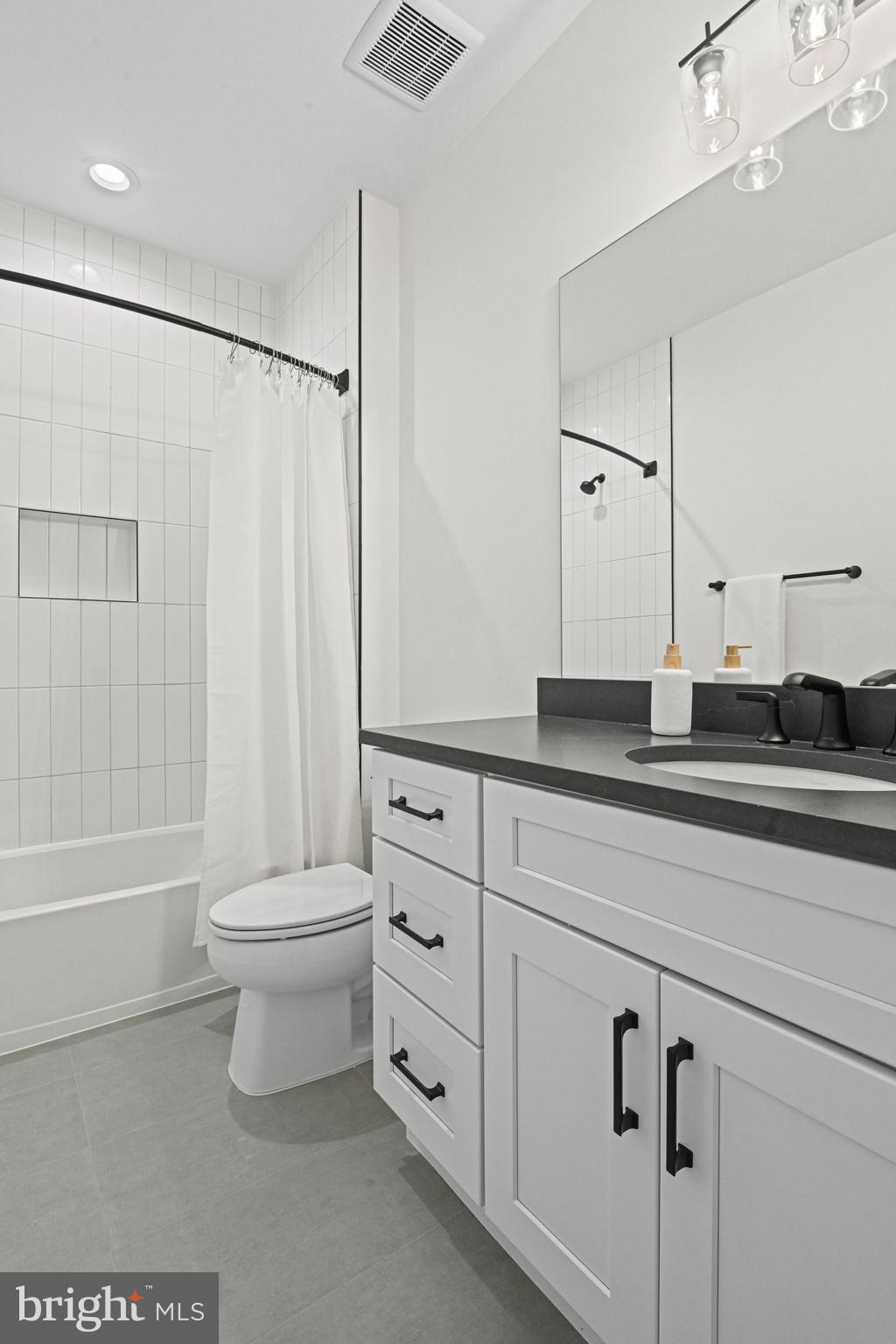 FAIRWAY MANOR ESTATES - Residential