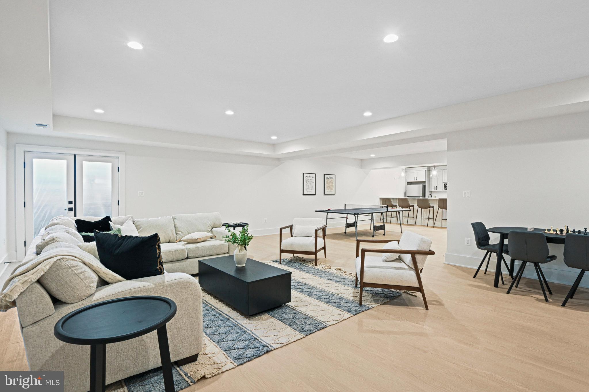 FAIRWAY MANOR ESTATES - Residential