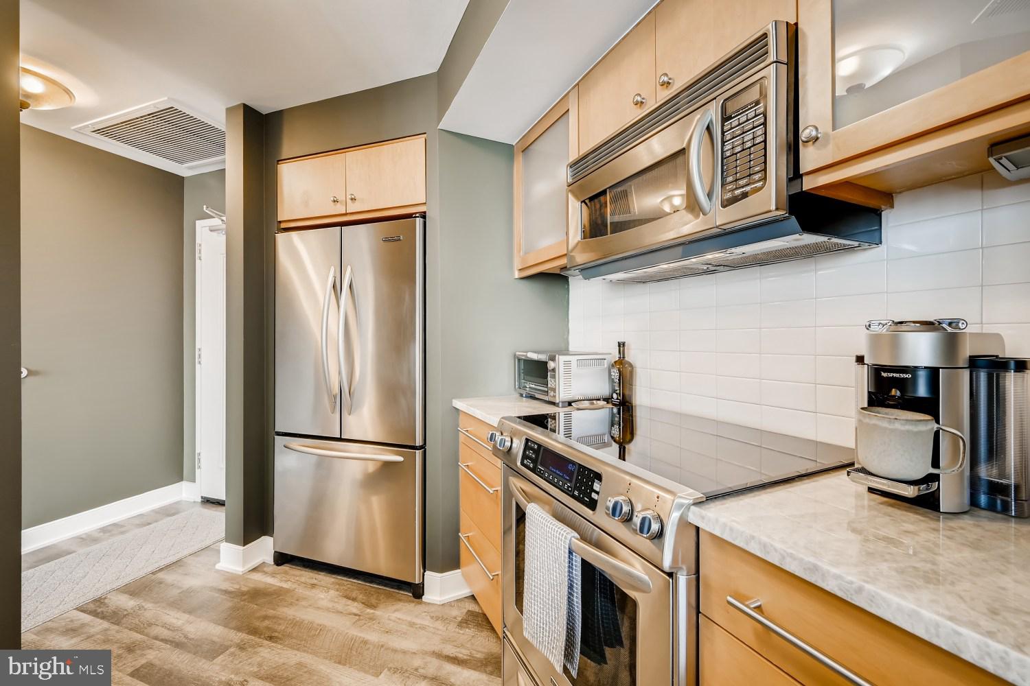 HARBOR EAST - Residential Lease