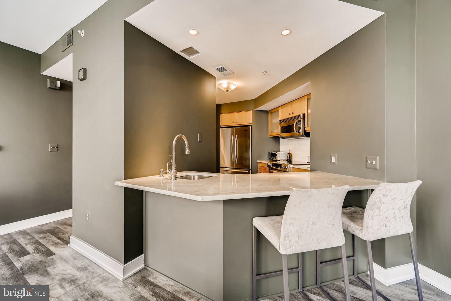 HARBOR EAST - Residential Lease