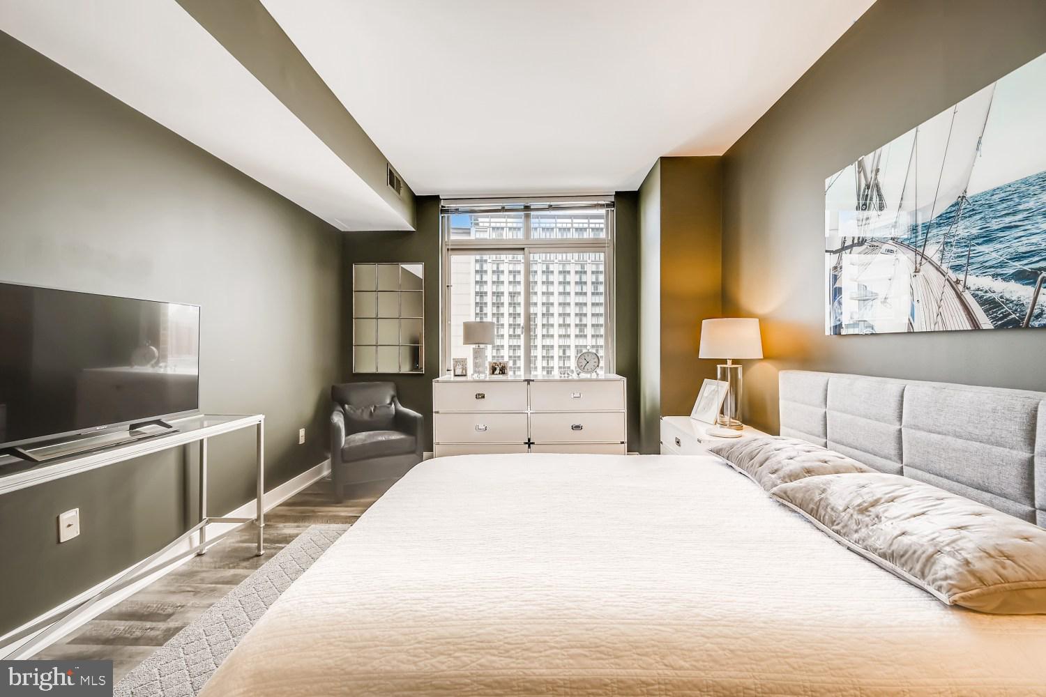 HARBOR EAST - Residential Lease