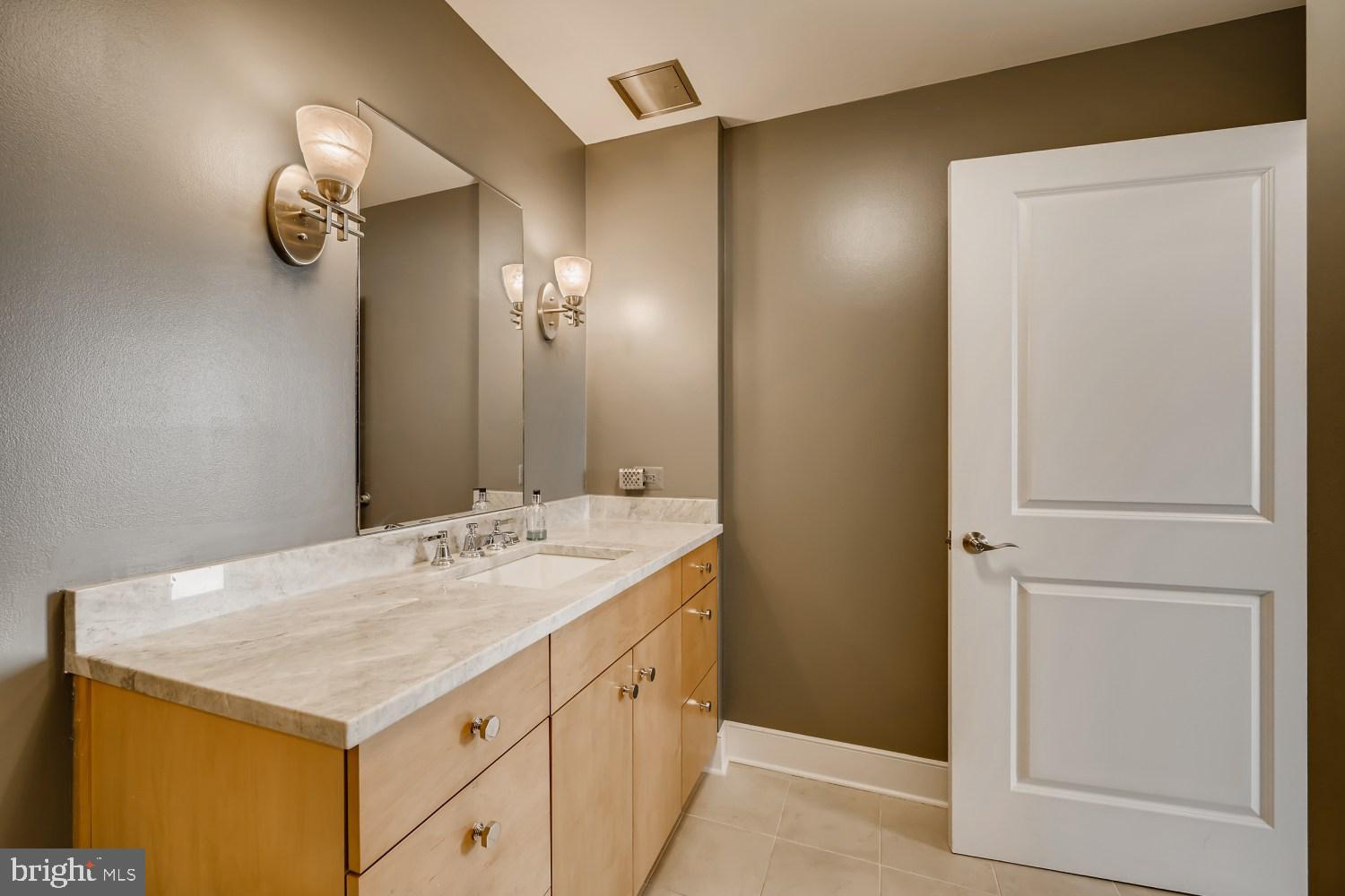 HARBOR EAST - Residential Lease