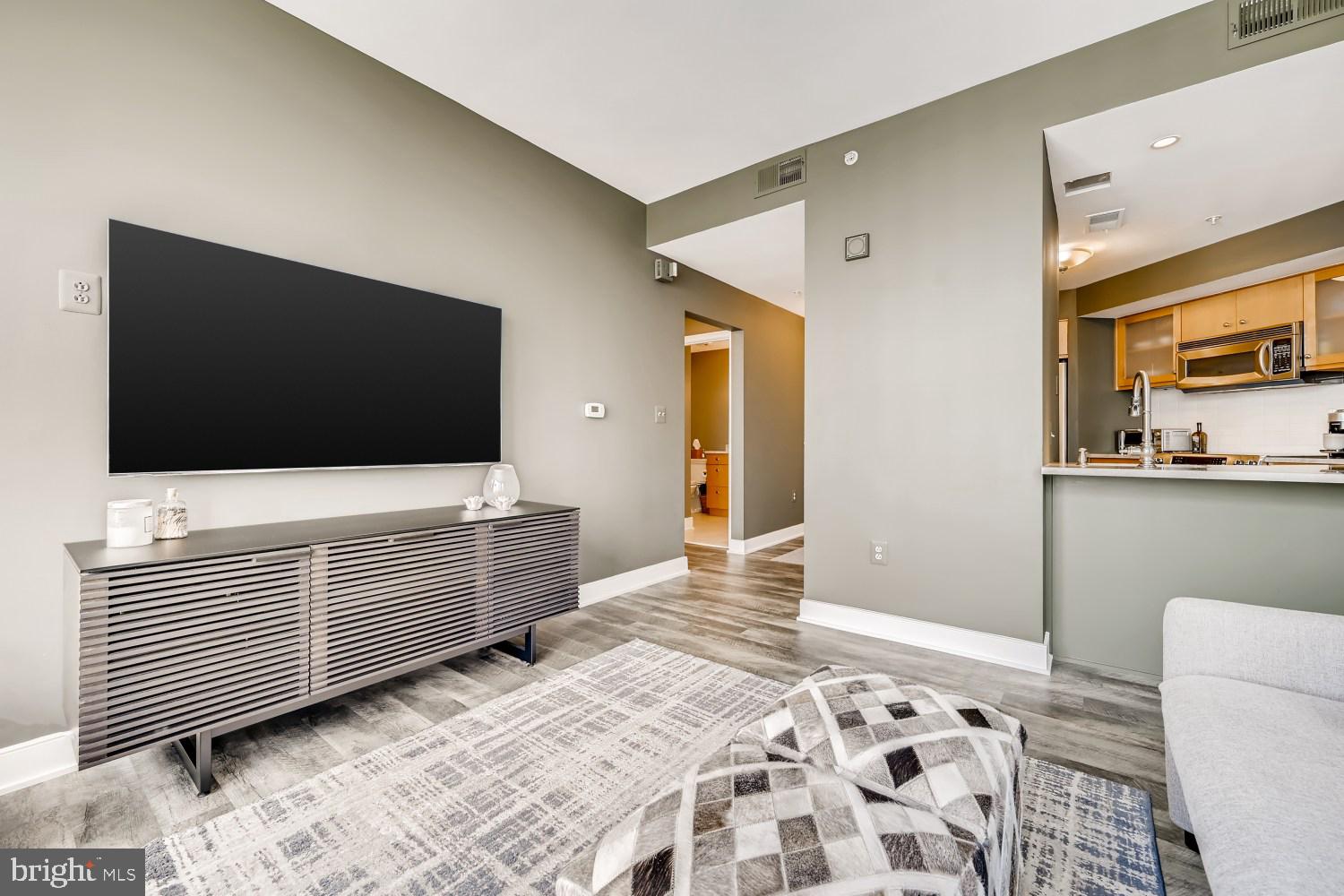 HARBOR EAST - Residential Lease