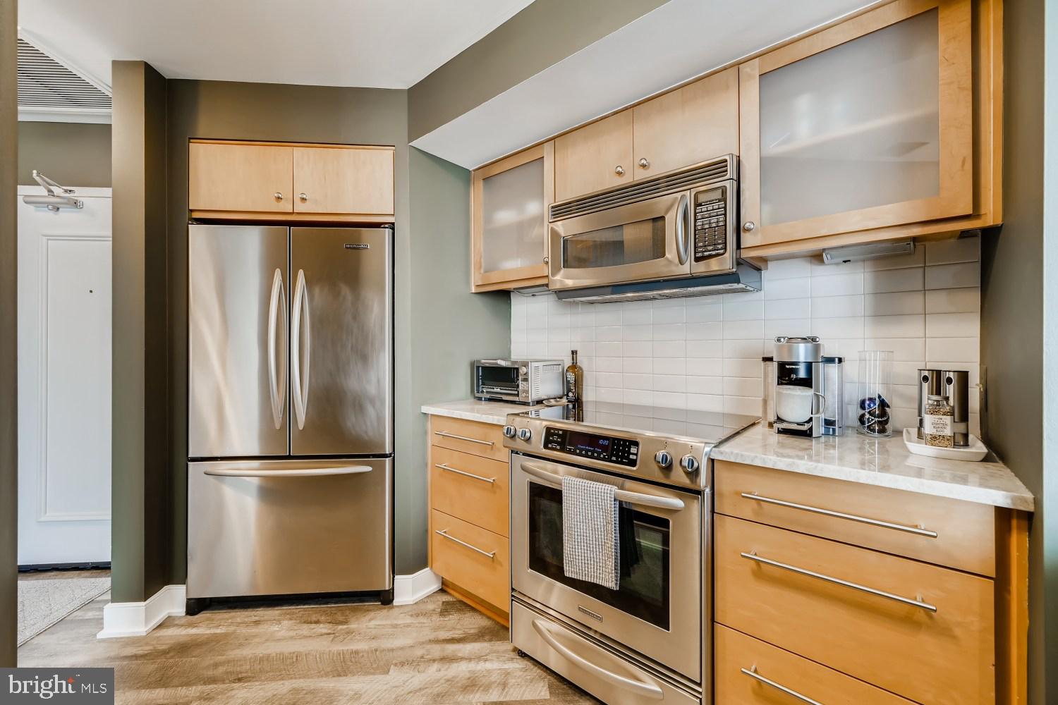 HARBOR EAST - Residential Lease