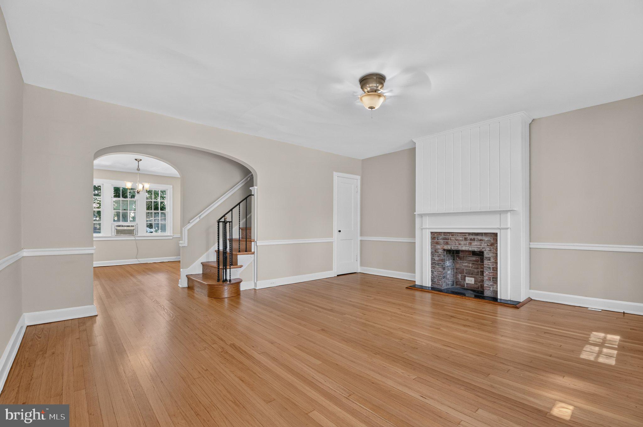 4459 GREENWICH PARKWAY NW
