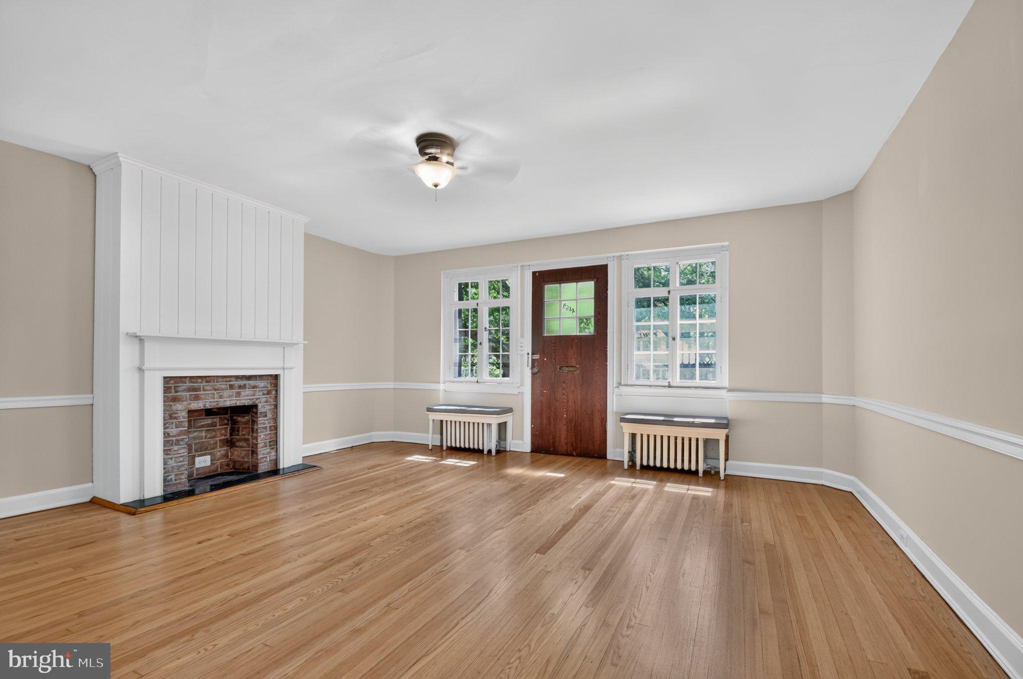 4459 GREENWICH PARKWAY NW