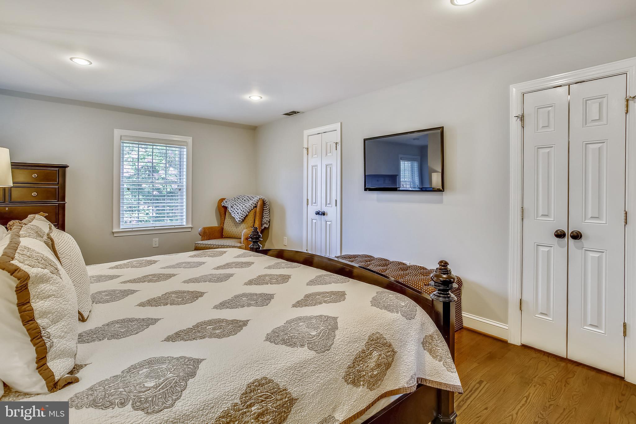 JEFFERSON PARK - Residential