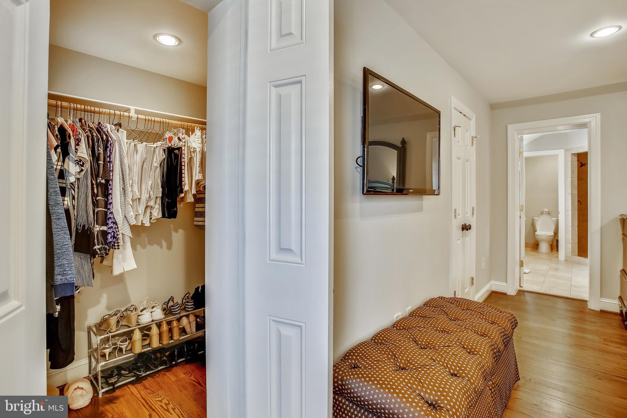 JEFFERSON PARK - Residential