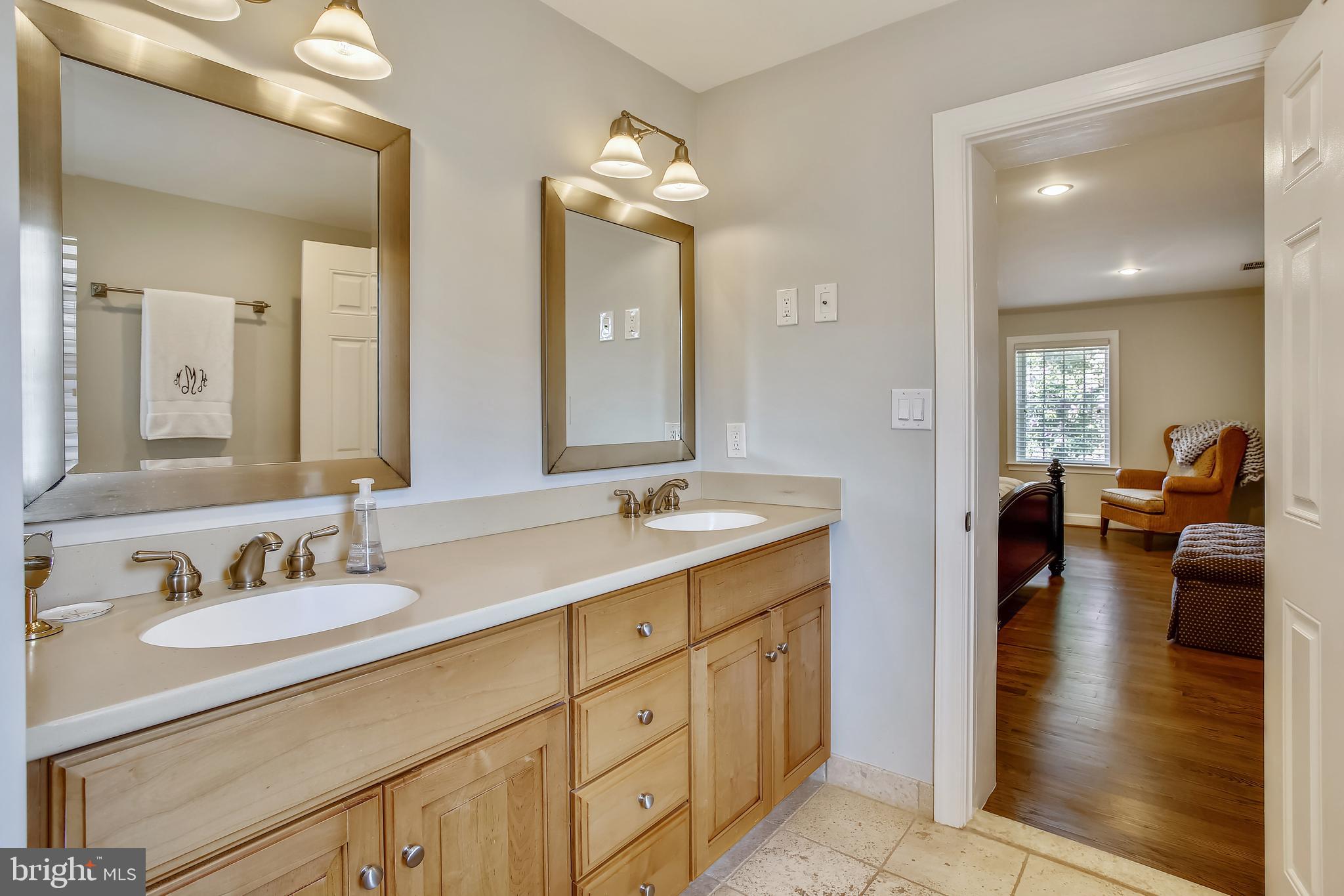 JEFFERSON PARK - Residential