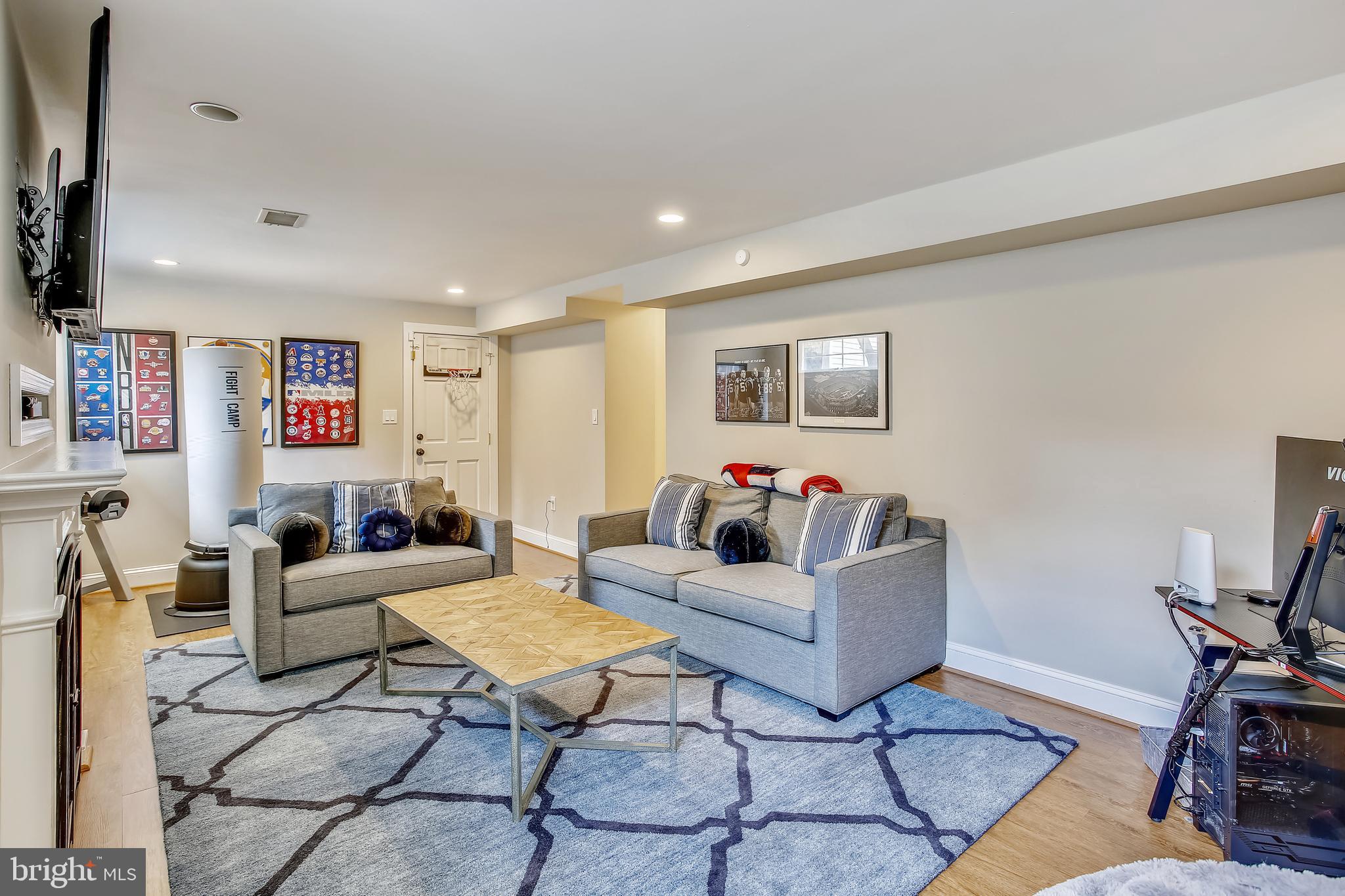 JEFFERSON PARK - Residential