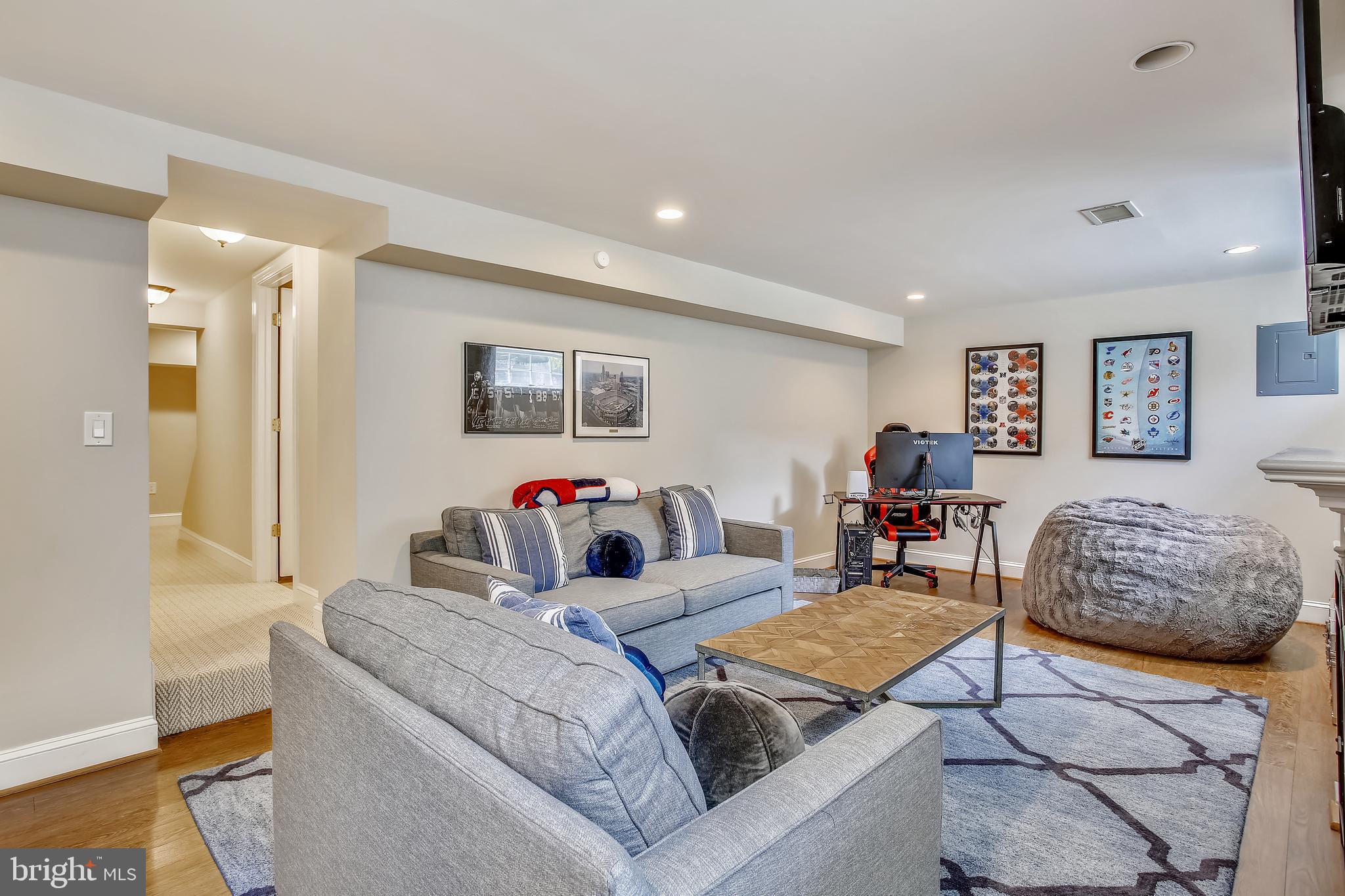 JEFFERSON PARK - Residential